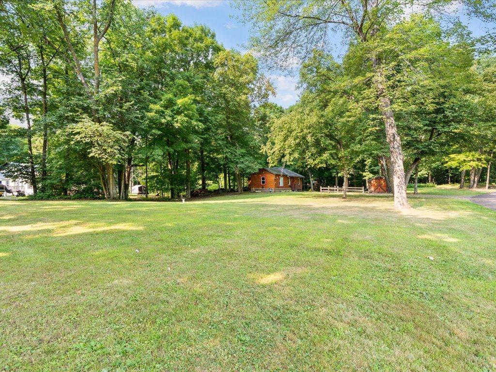 8633 Interlachen Road Property Photo 21