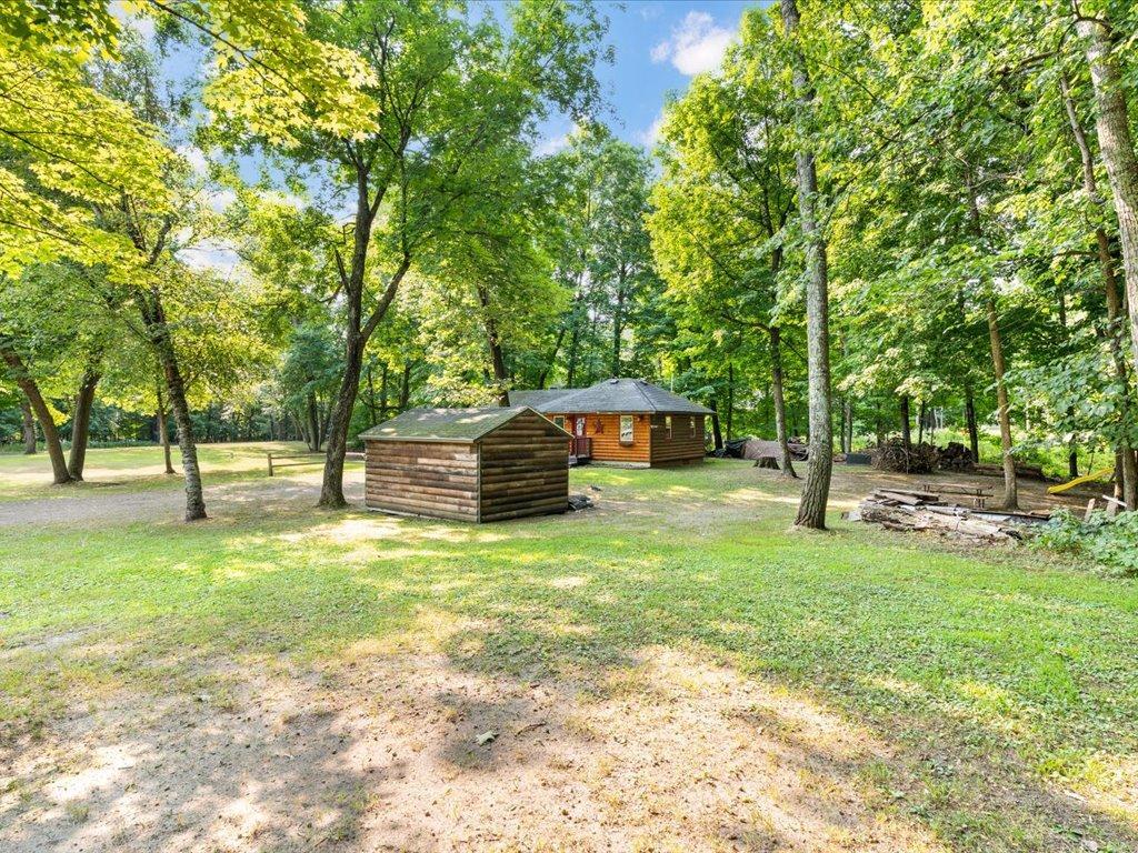 8633 Interlachen Road Property Photo 22