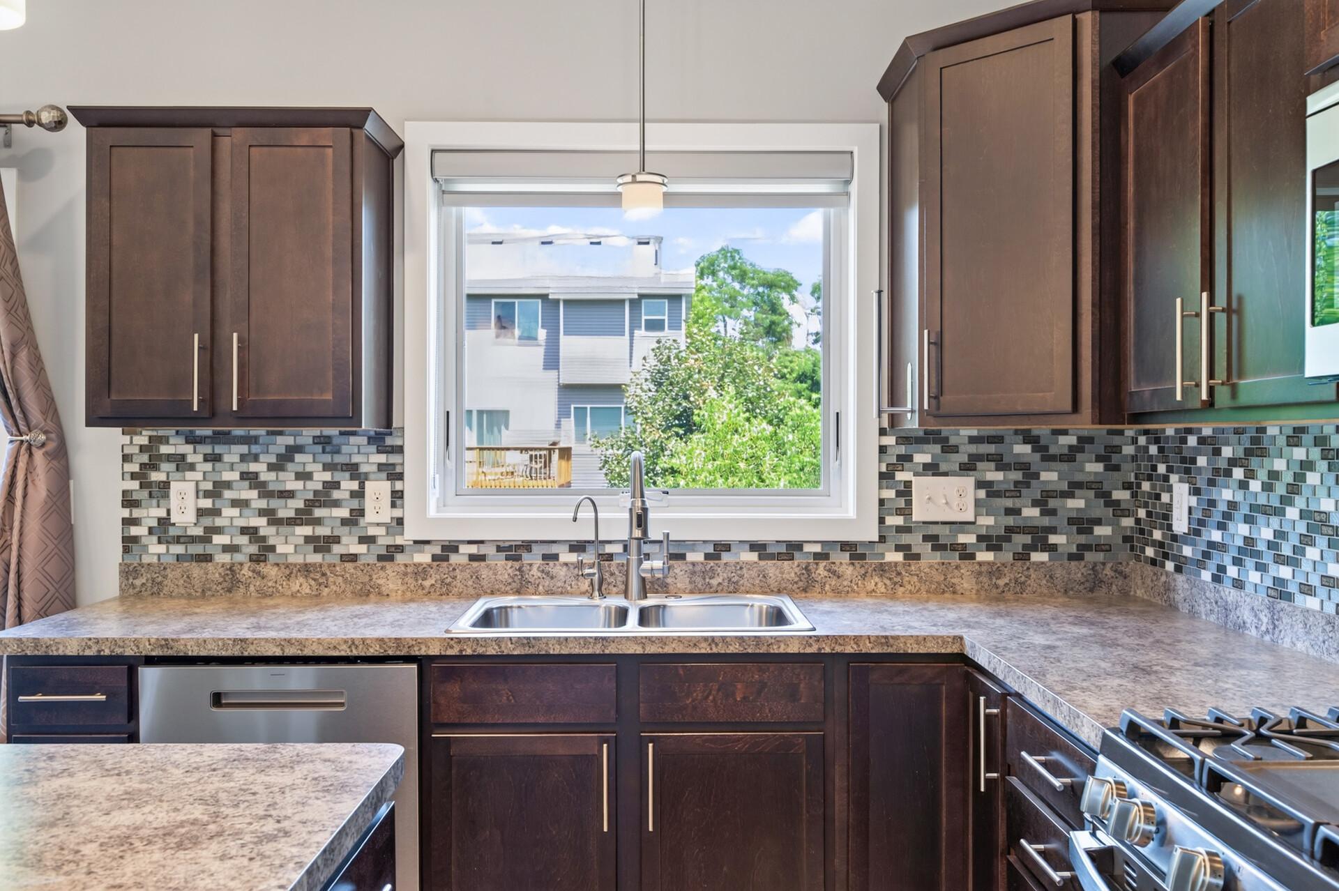 2299 Gall Avenue Property Photo 4