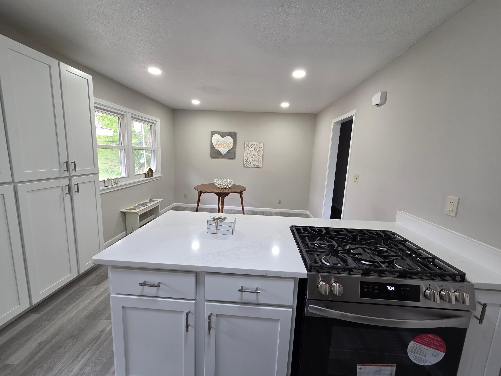 5201 W 84th Street Property Photo 11