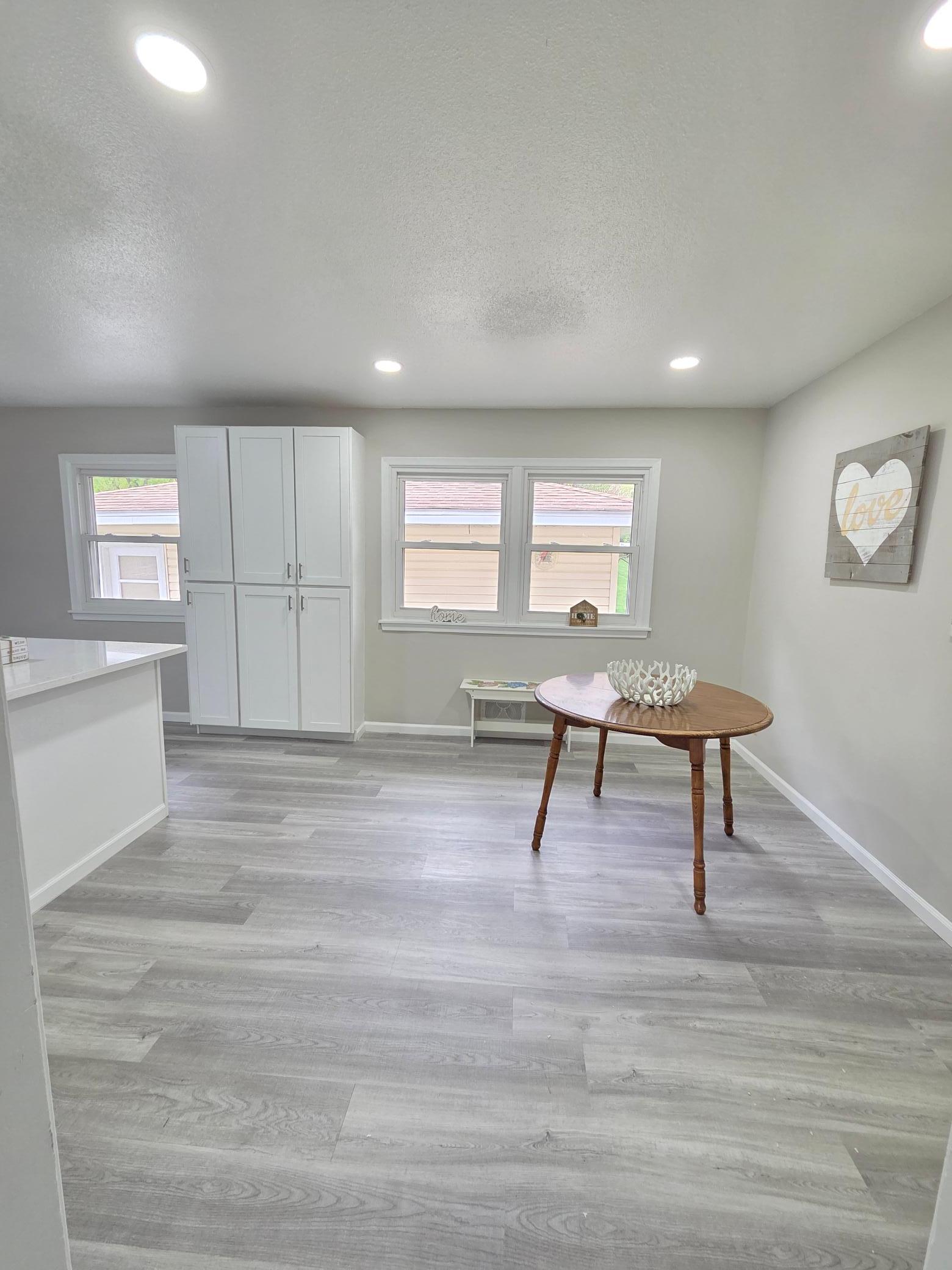 5201 W 84th Street Property Photo 16