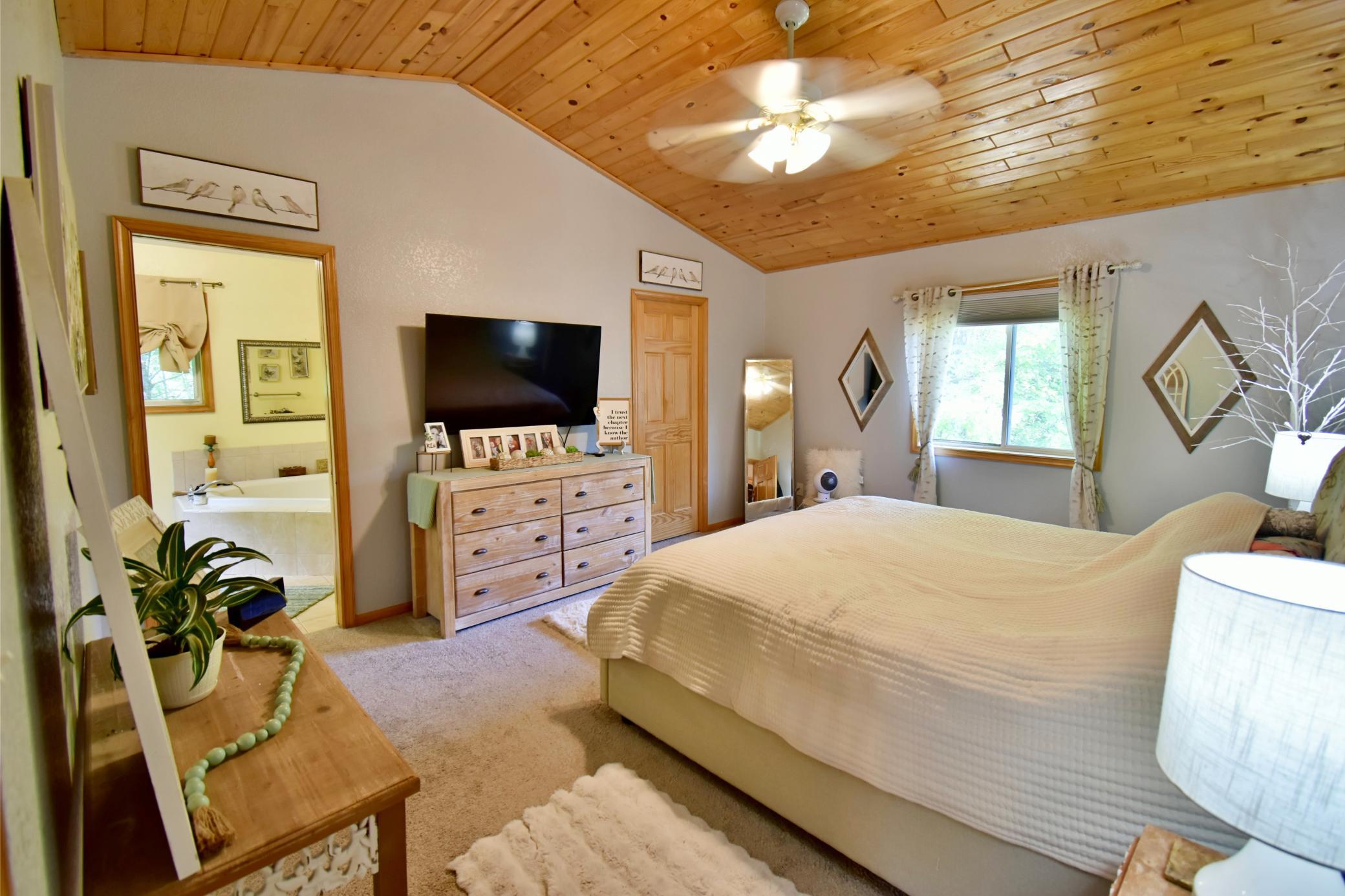 7300 Ski Chalet Drive Property Photo 13