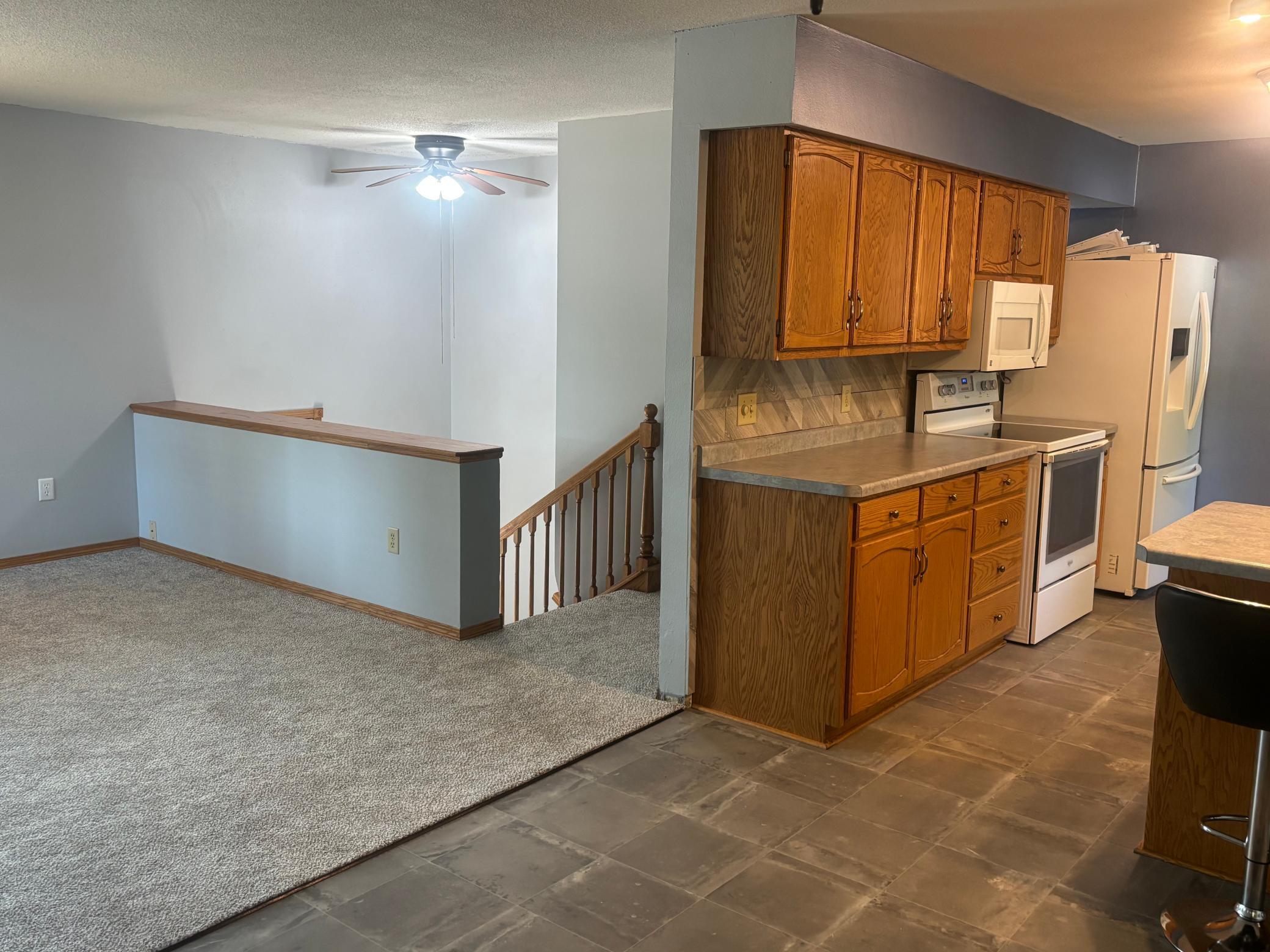 233 Maple Drive Property Photo 6