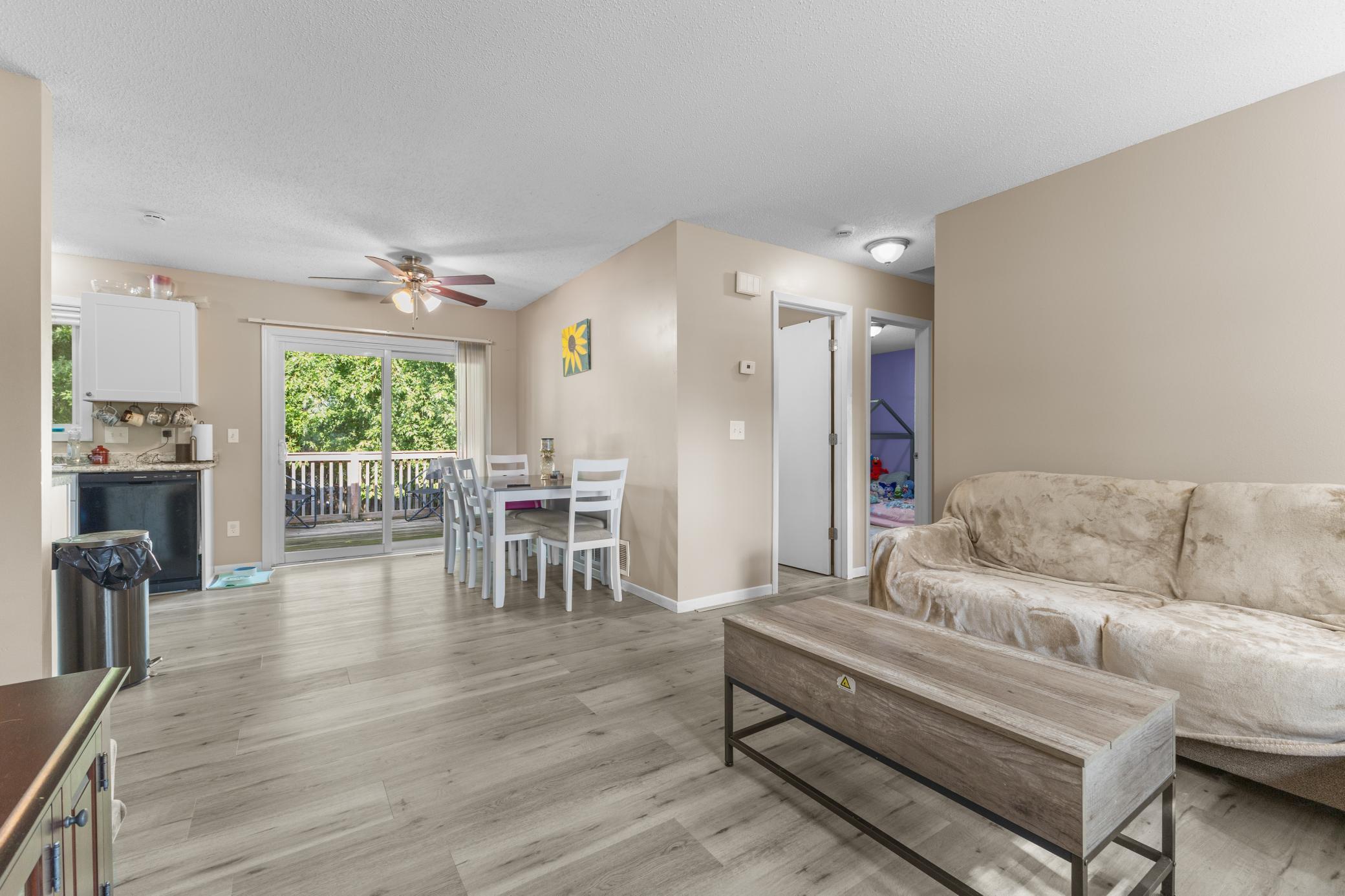 11300 Brenda Boulevard Property Photo 7