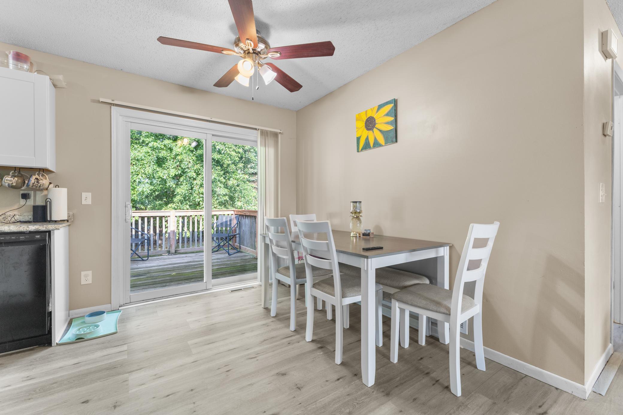 11300 Brenda Boulevard Property Photo 8