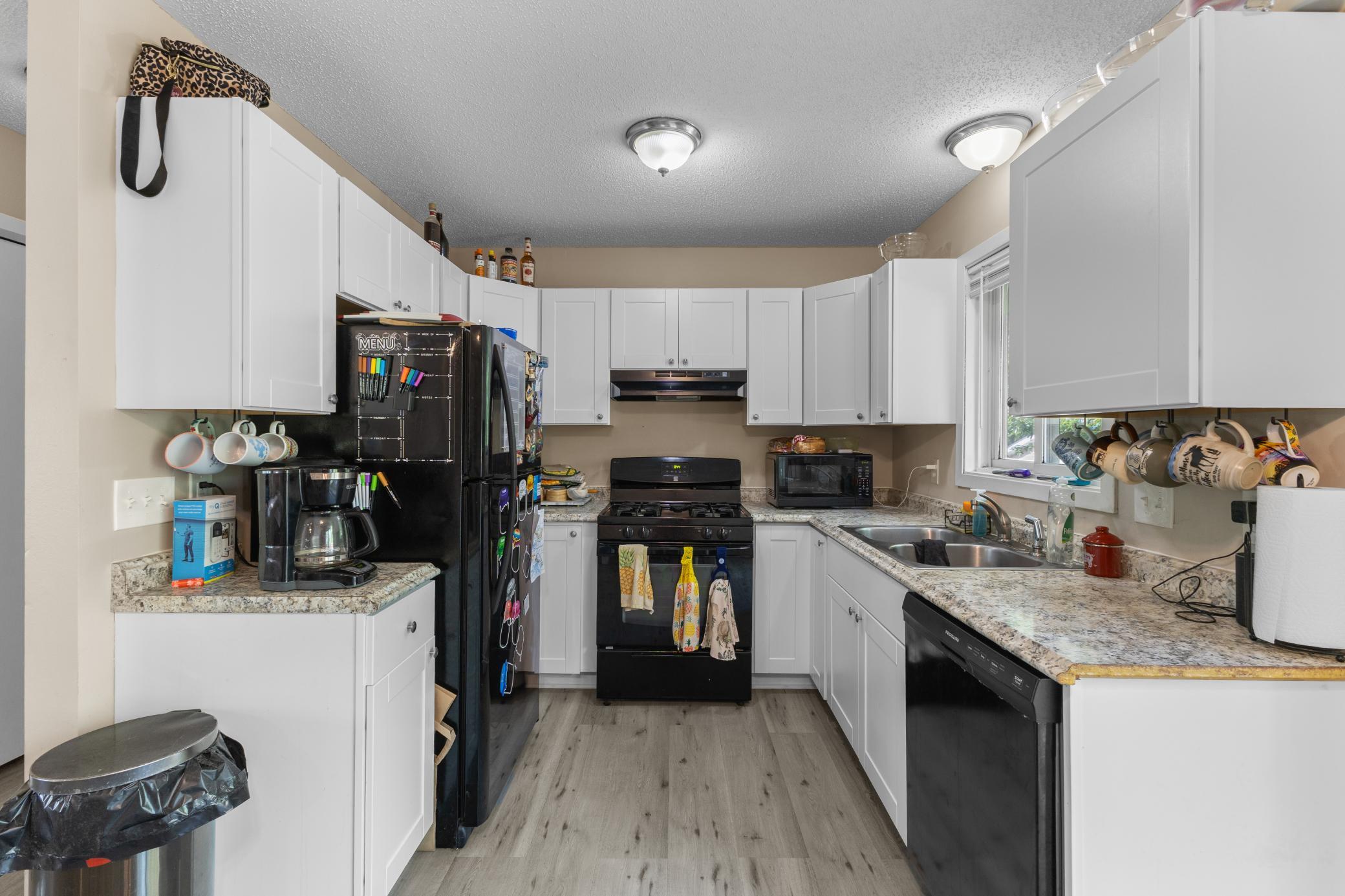 11300 Brenda Boulevard Property Photo 9