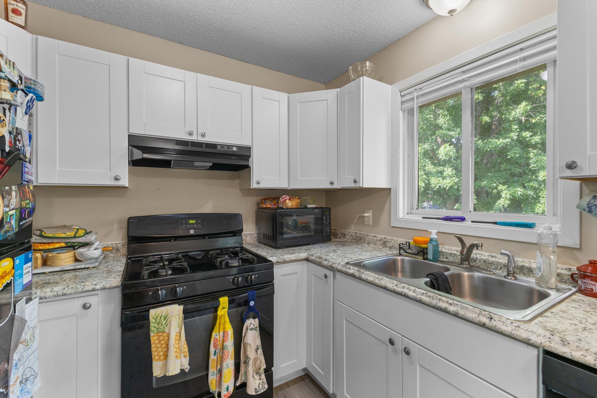 11300 Brenda Boulevard Property Photo 10