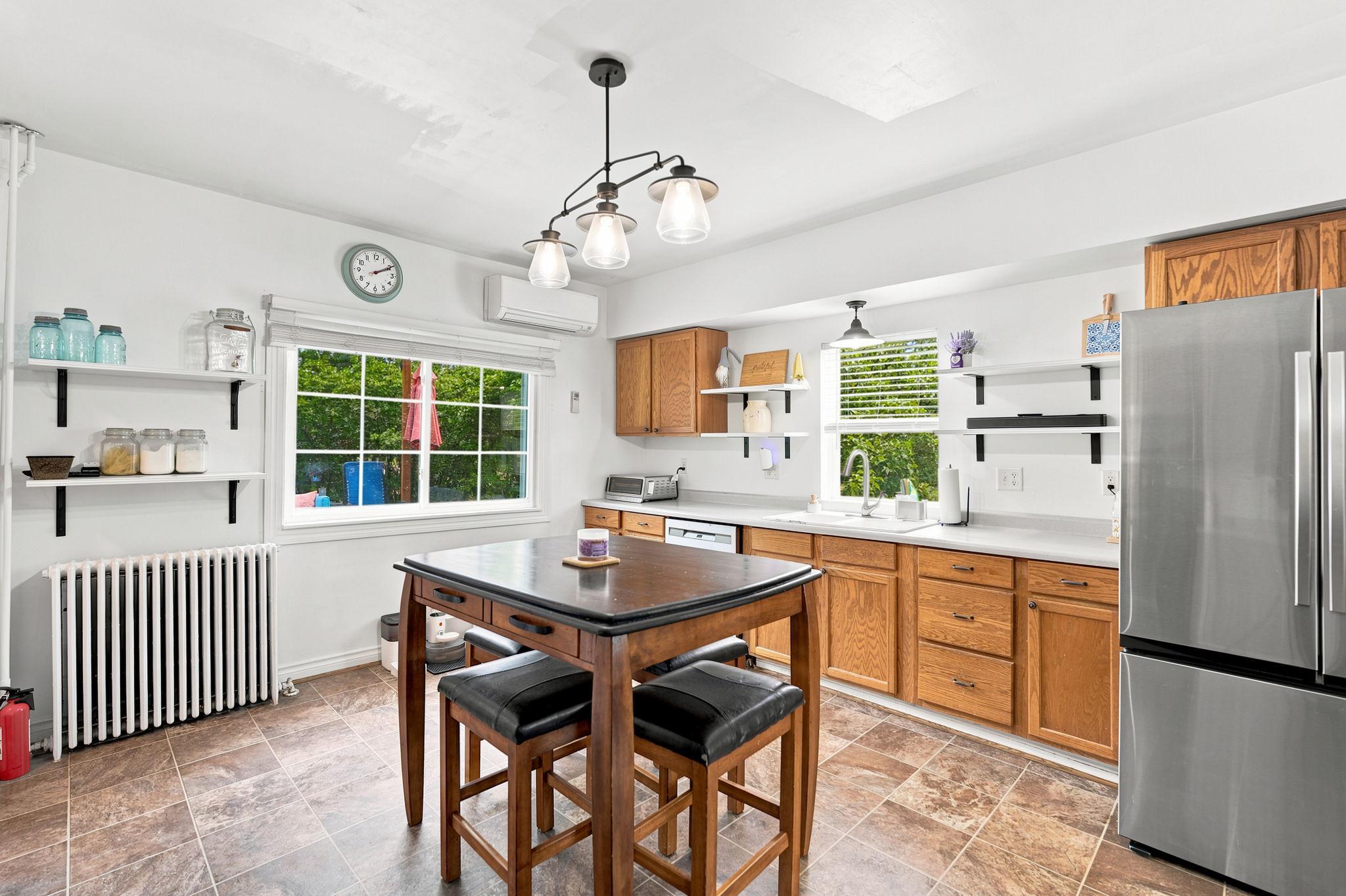 4864 Bloom Avenue Property Photo 10