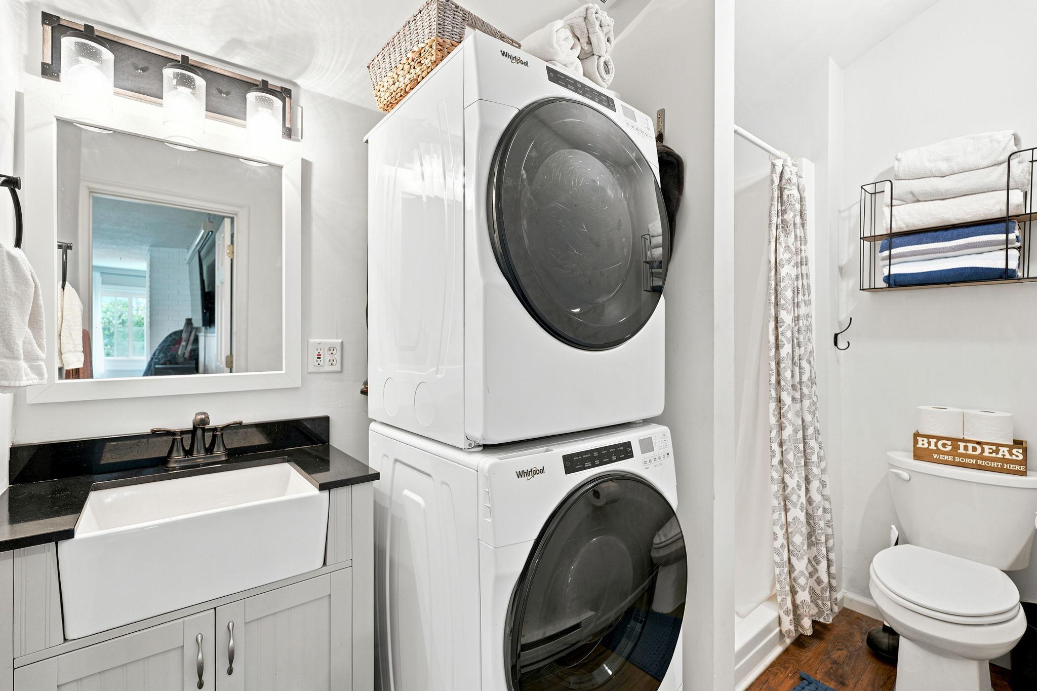 4864 Bloom Avenue Property Photo 11
