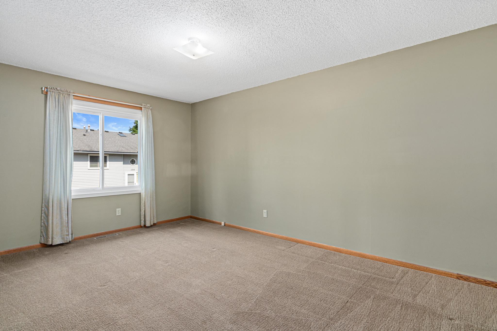 1314 Deercliff Lane Property Photo 9