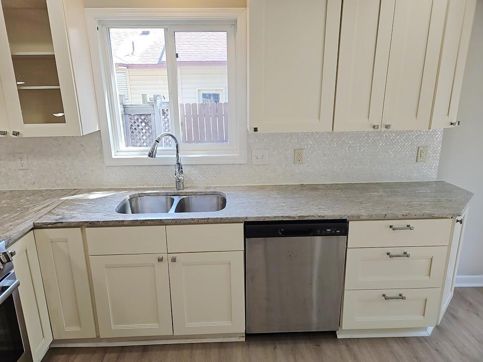 10928 Rhode Island Circle N Property Photo 17