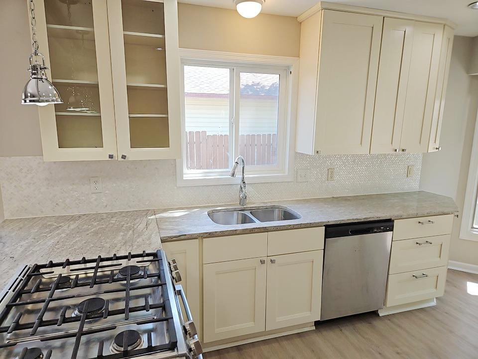 10928 Rhode Island Circle N Property Photo 21