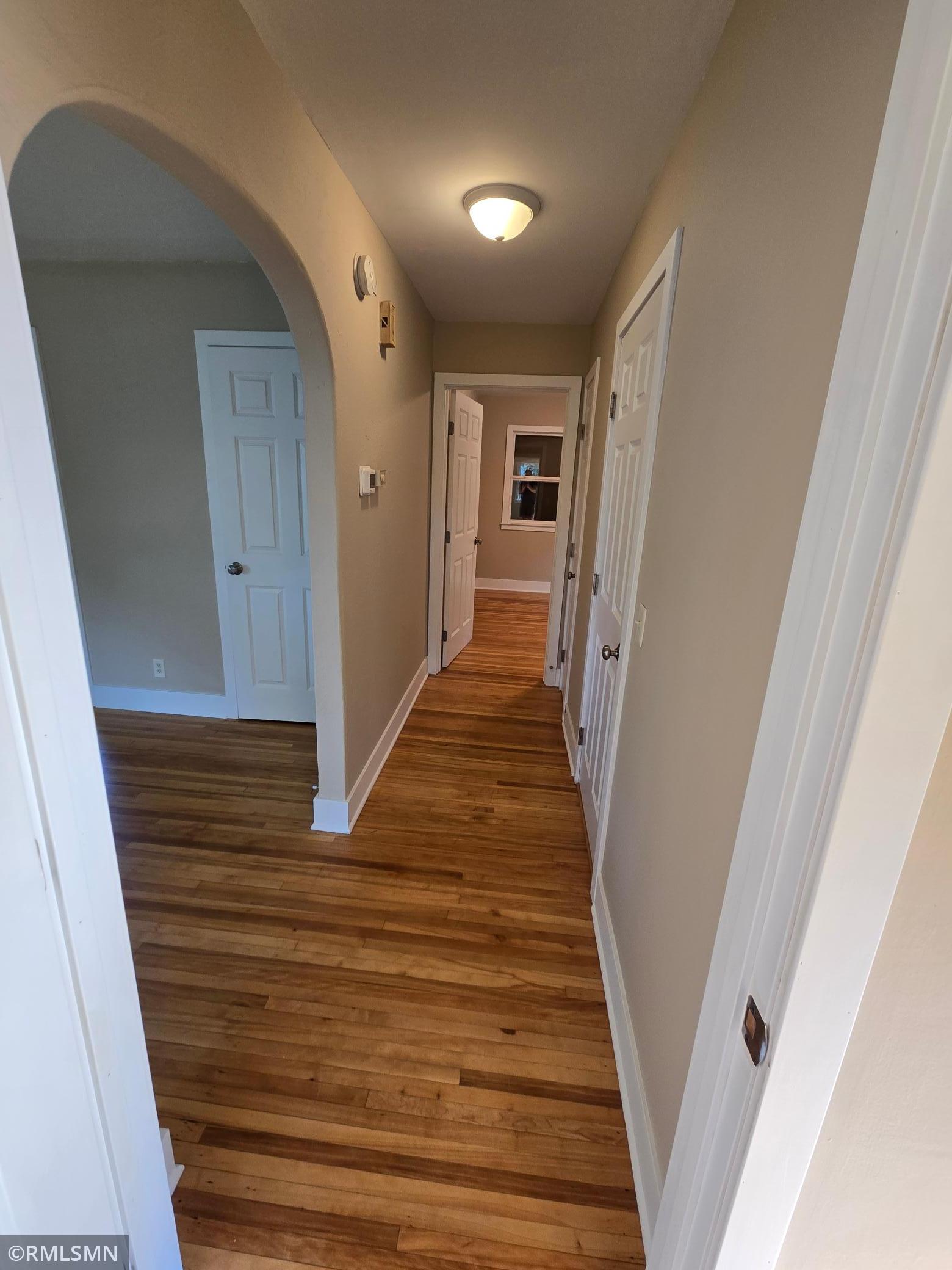 1020 Evergreen Lane N Property Photo 9