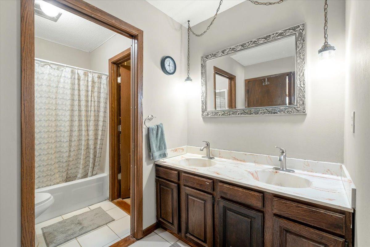 5530 E Bavarian Pass Property Photo 15