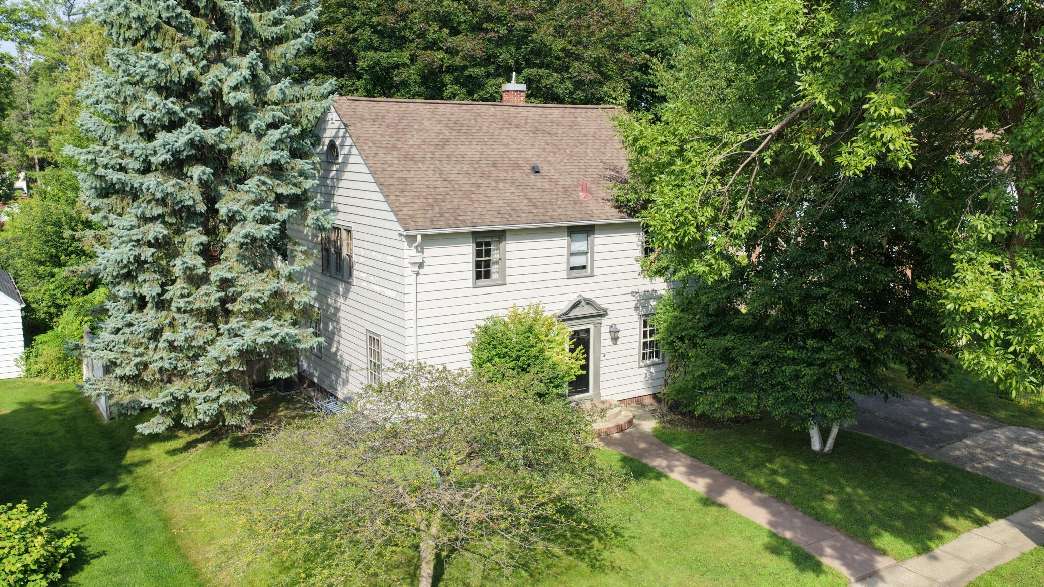 420 9th Street Sw Property Photo 4