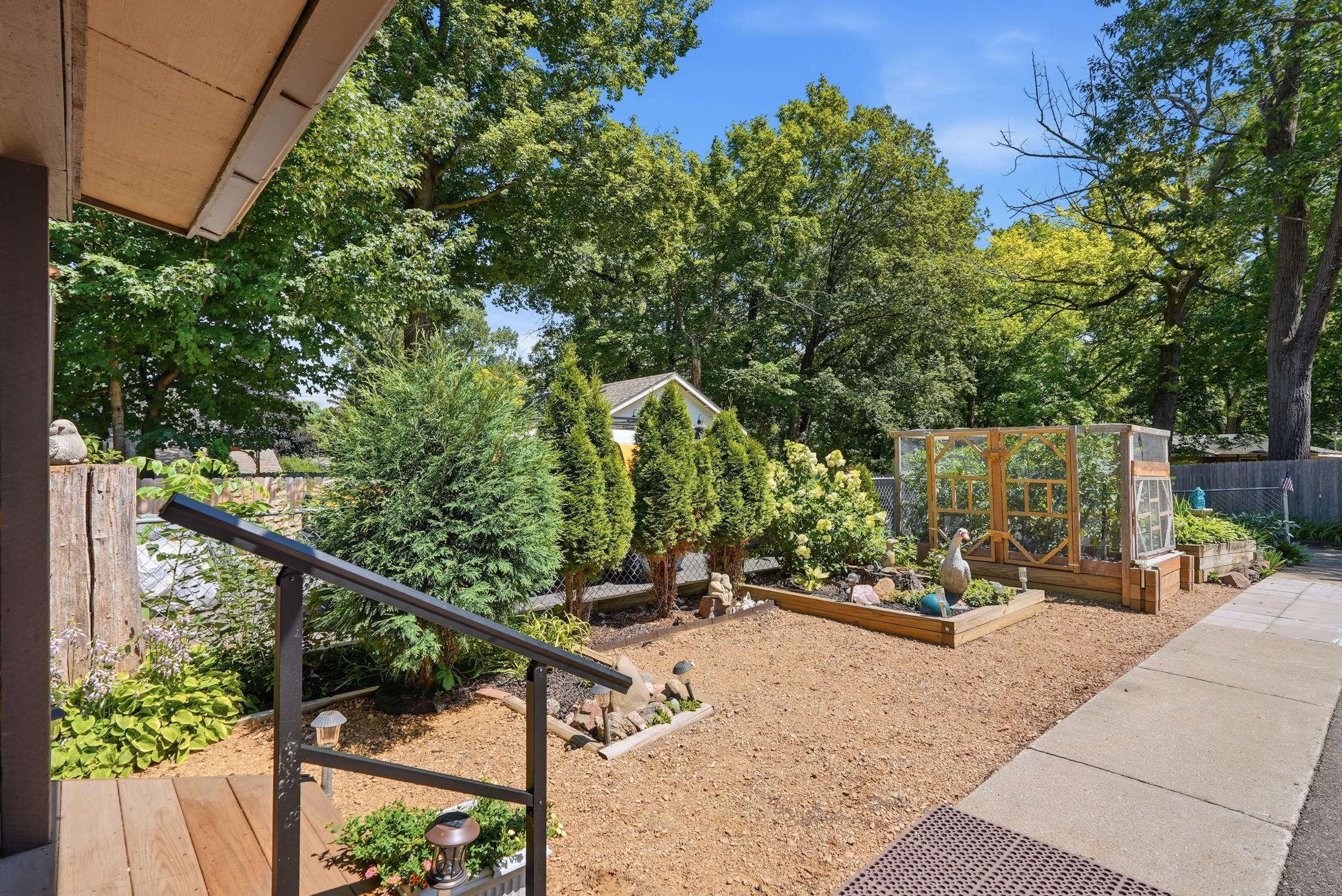 175 Tonka Bay Road Property Photo 31