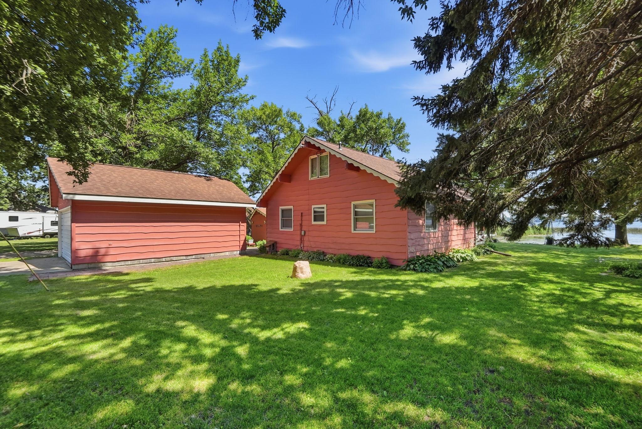 14487 Breezy Point Road Property Photo 7
