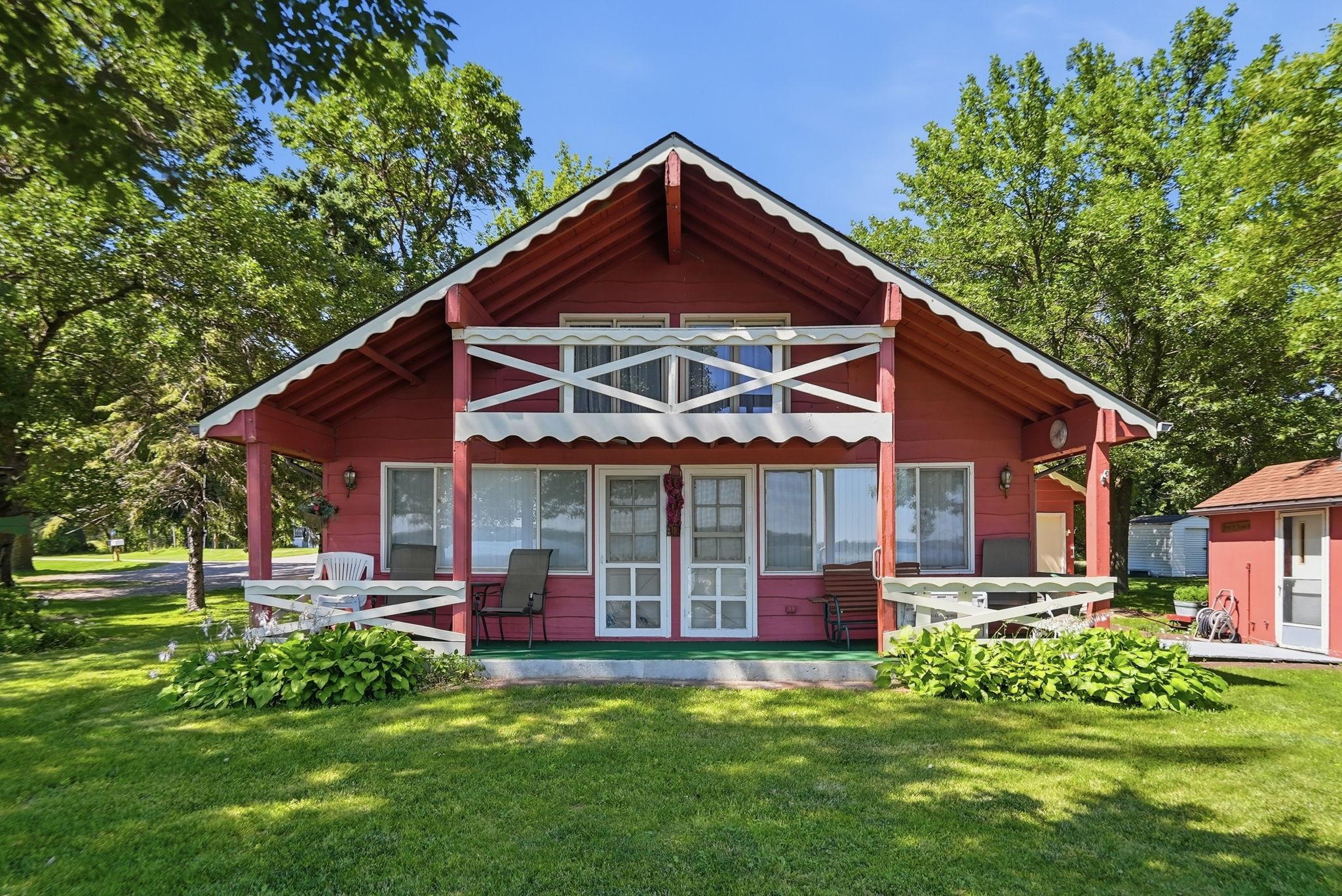 14487 Breezy Point Road Property Photo 11