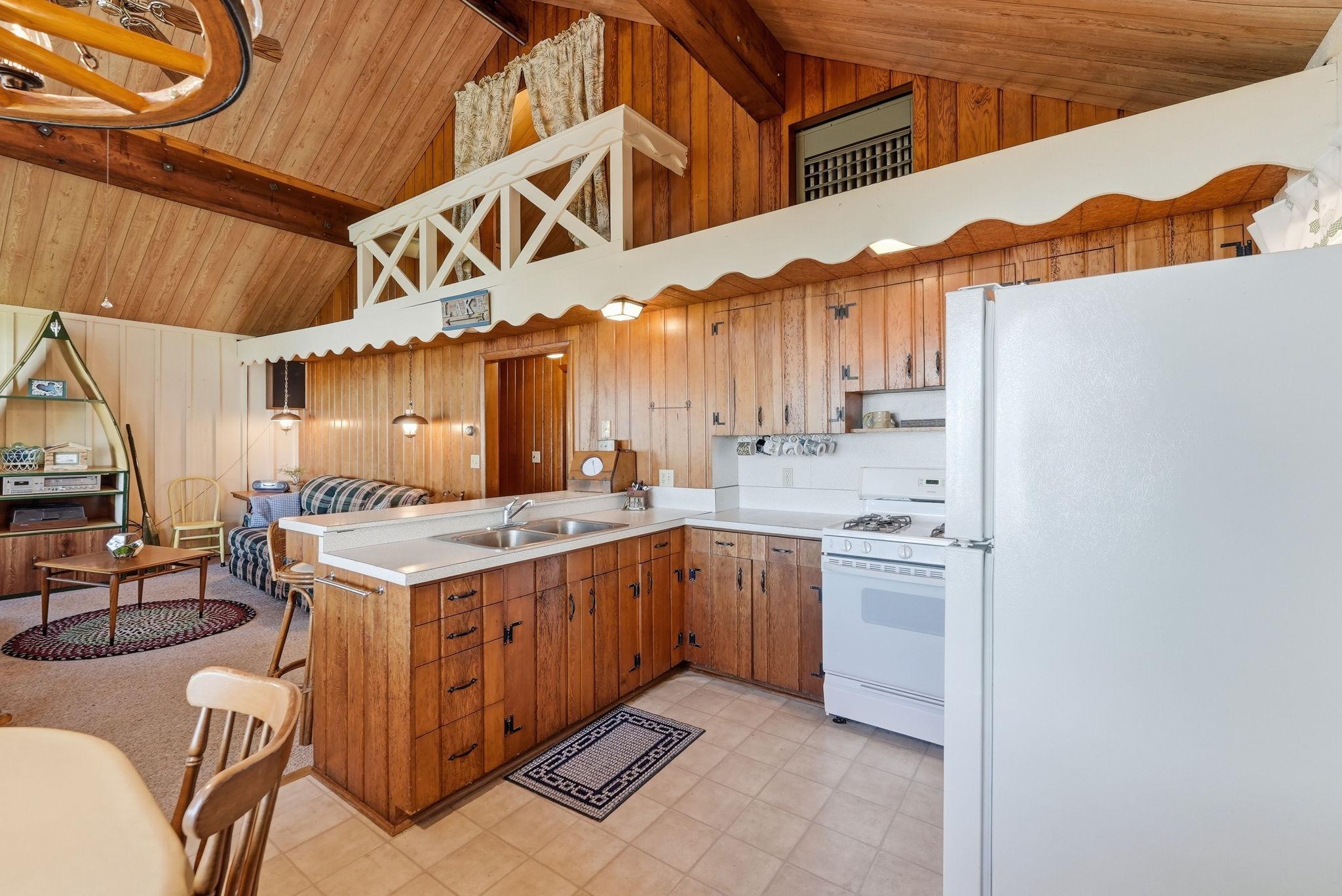 14487 Breezy Point Road Property Photo 16