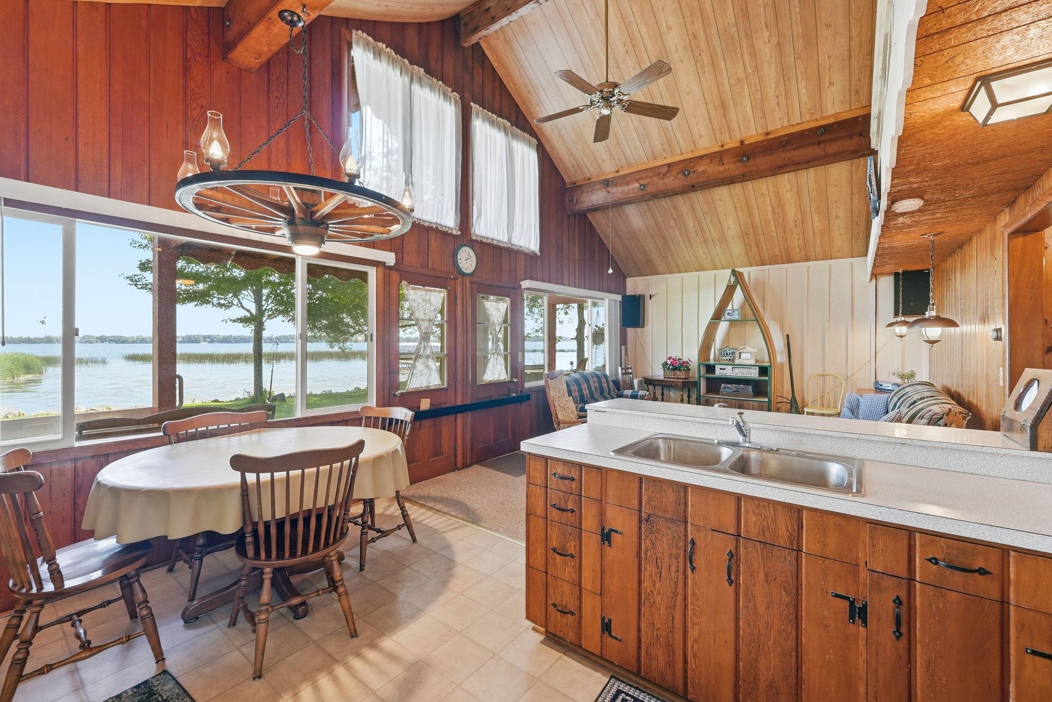 14487 Breezy Point Road Property Photo 17