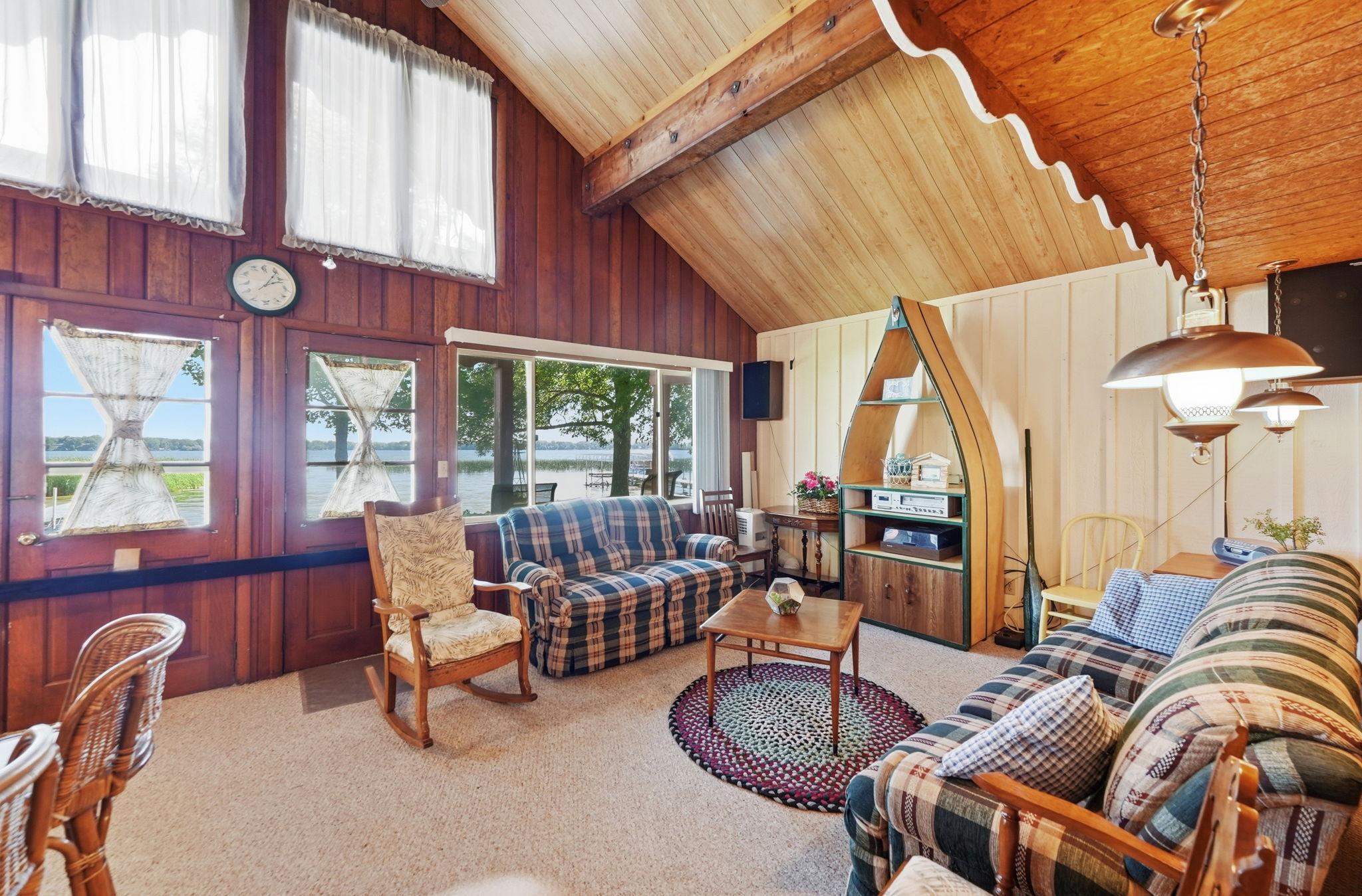 14487 Breezy Point Road Property Photo 20