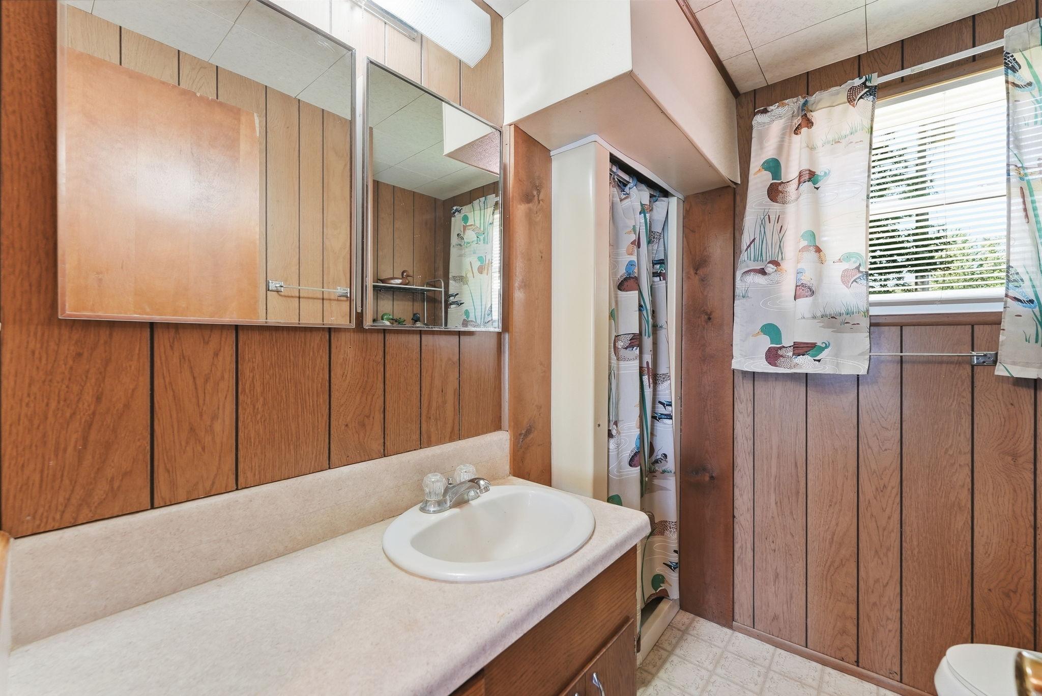 14487 Breezy Point Road Property Photo 25