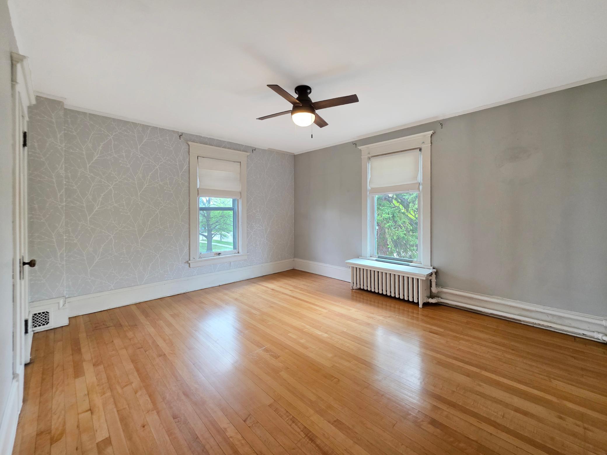 716 N Broadway Property Photo 33