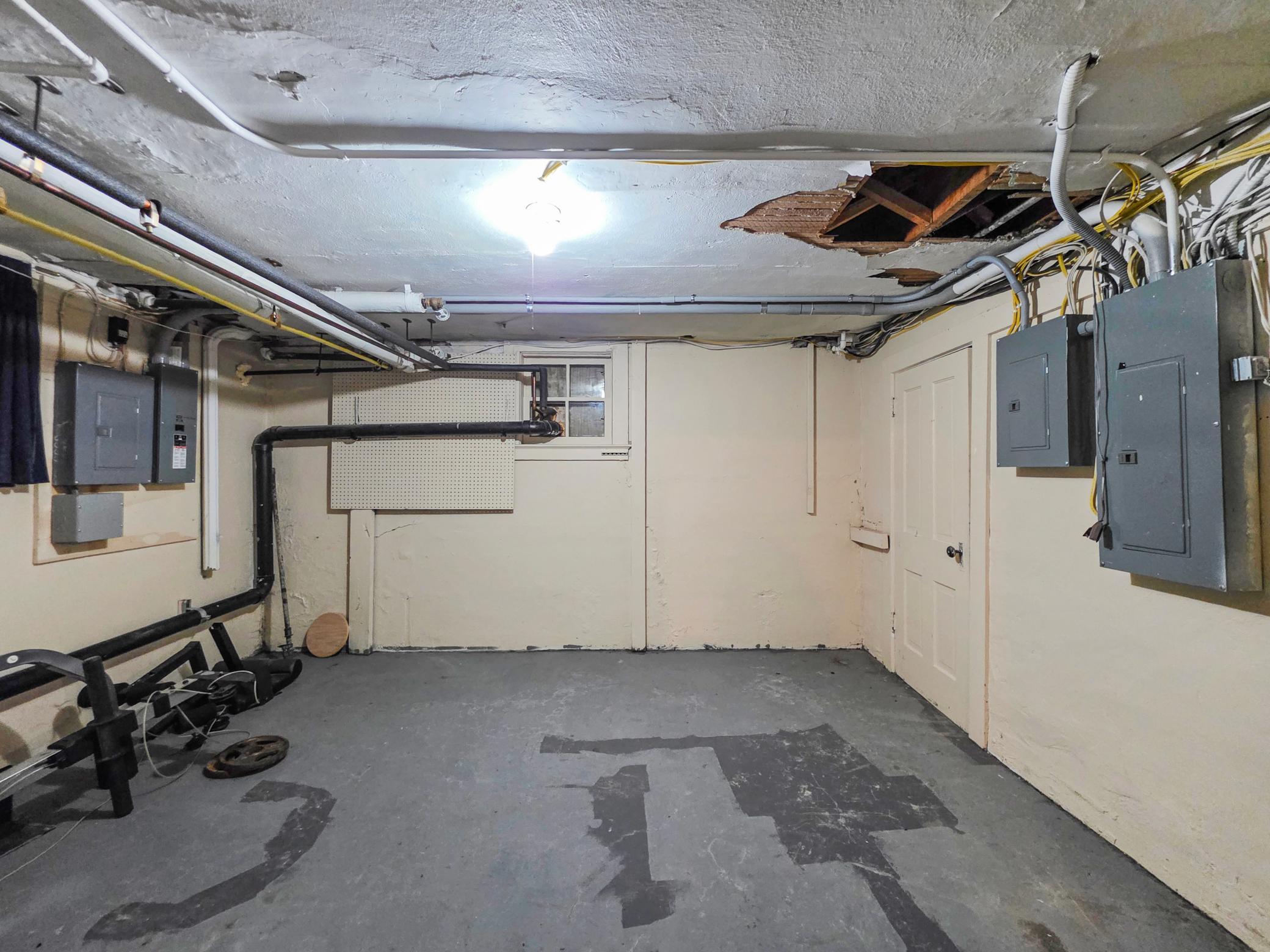 716 N Broadway Property Photo 39