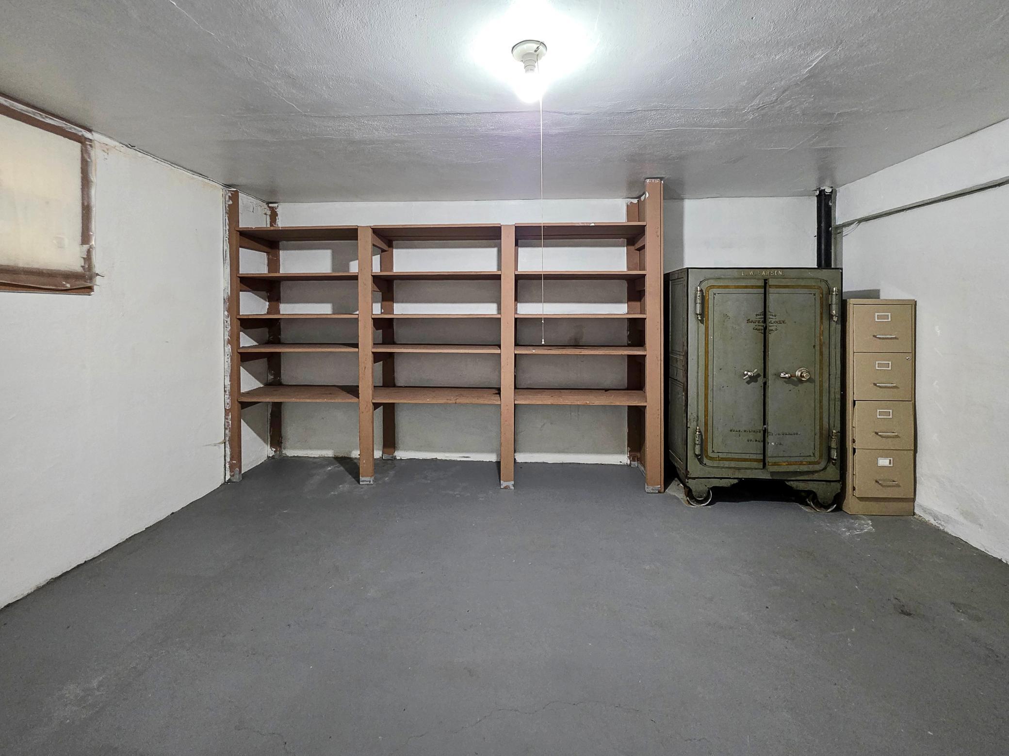 716 N Broadway Property Photo 41