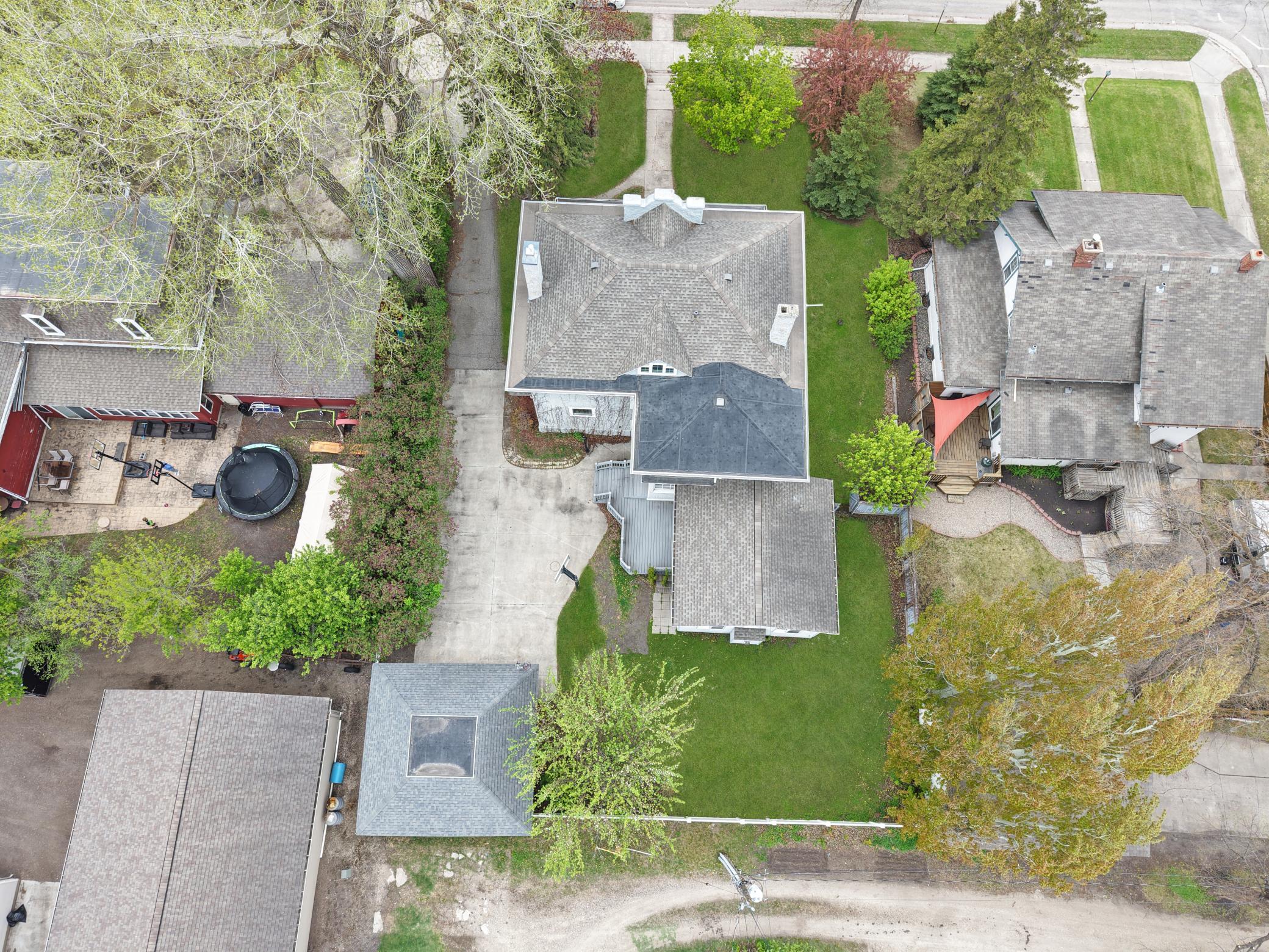 716 N Broadway Property Photo 45