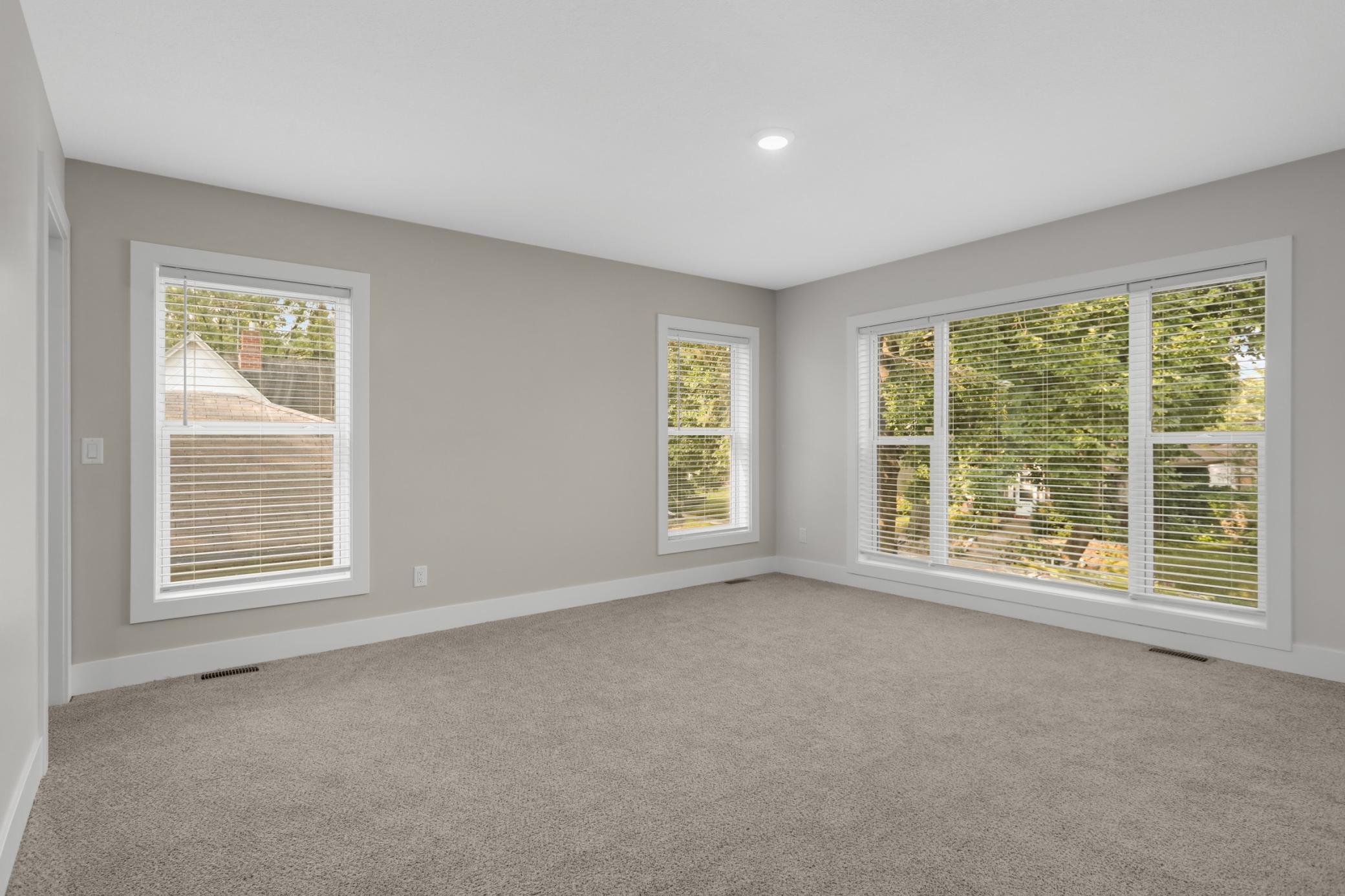 3326 Thomas Avenue N 3326 Property Photo 20