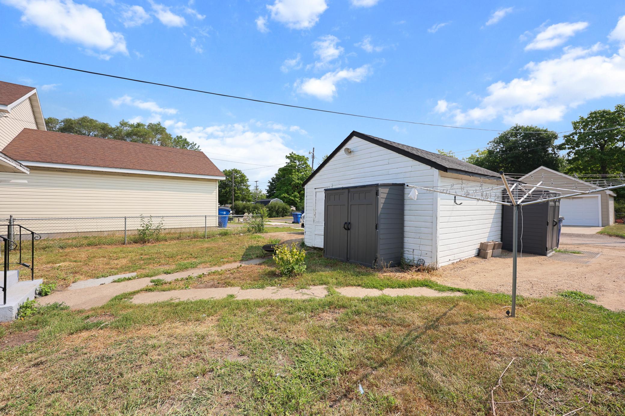 220 33rd Avenue N Property Photo 23