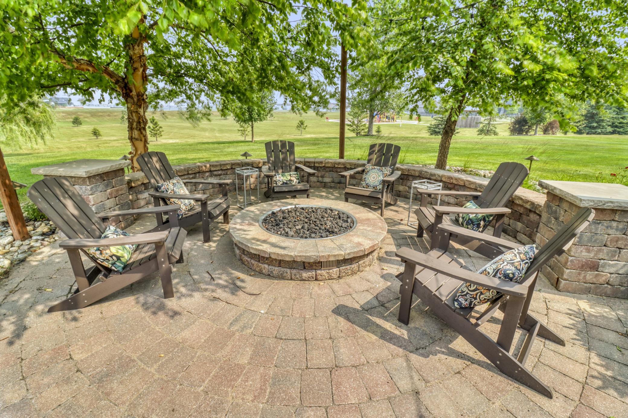5827 Silverleaf Drive S Property Photo 48