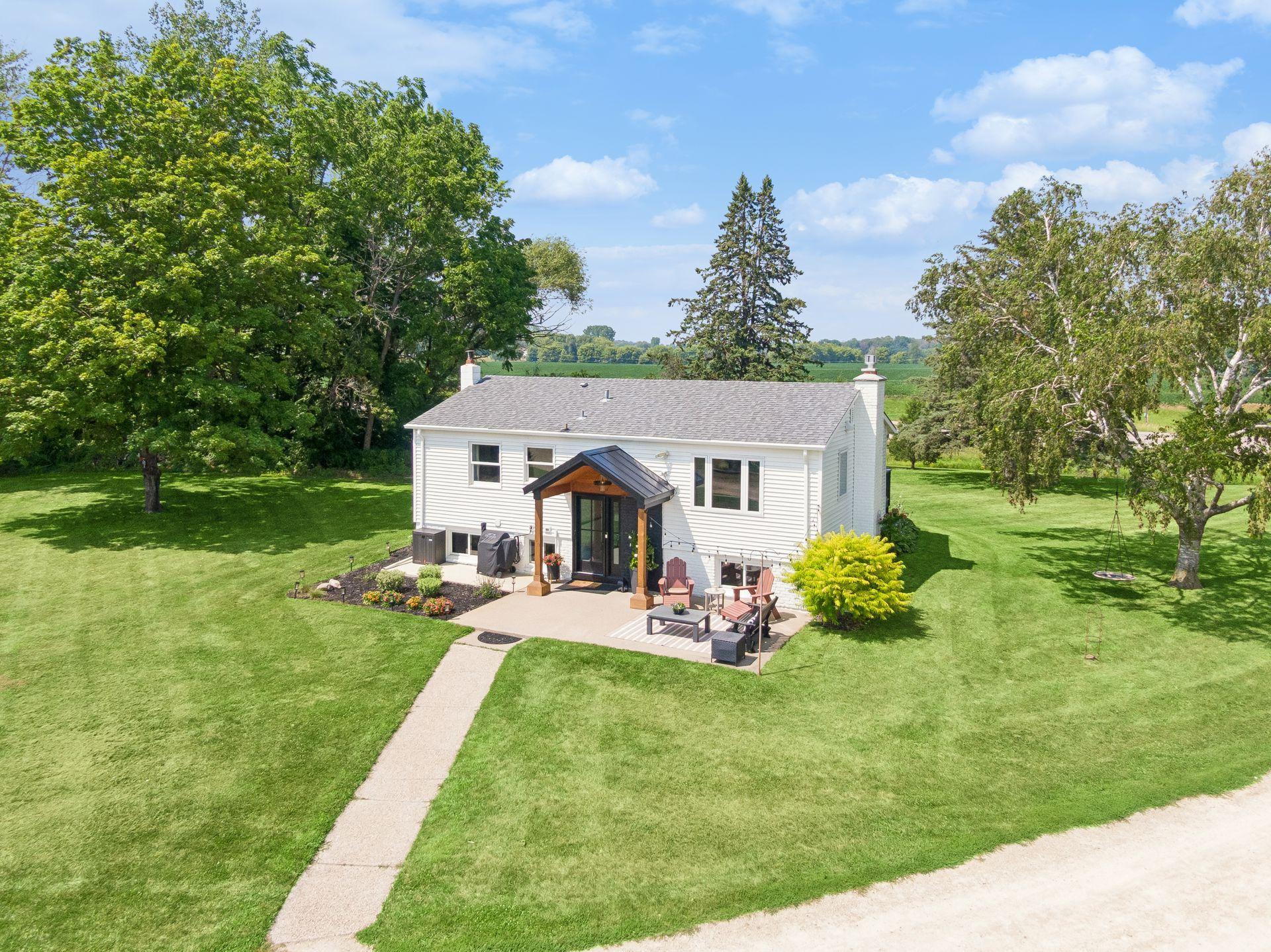 18061 Langford Boulevard Property Photo 2