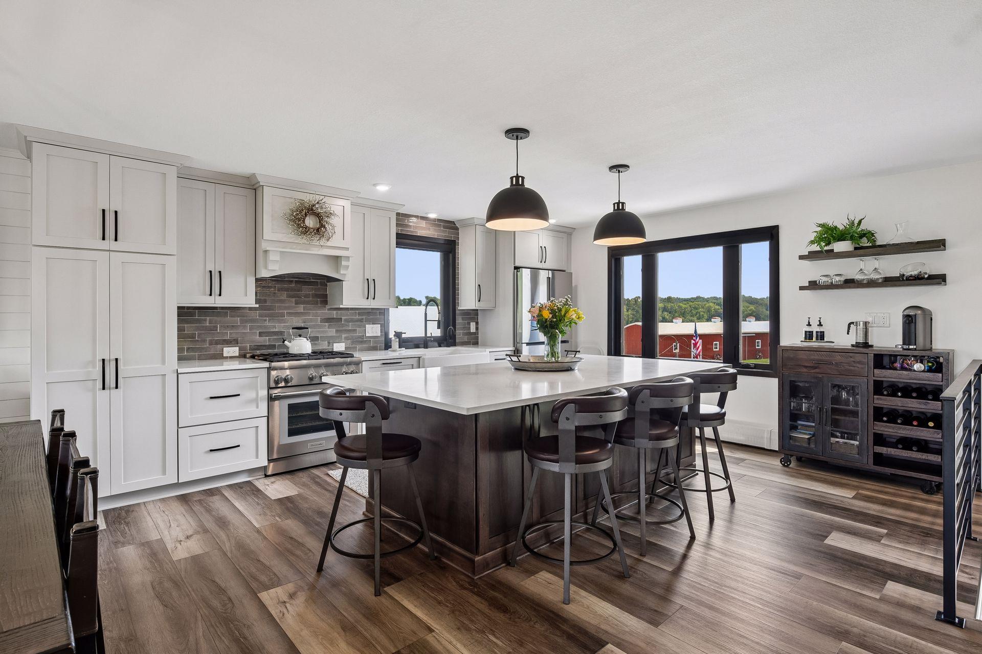 18061 Langford Boulevard Property Photo 8