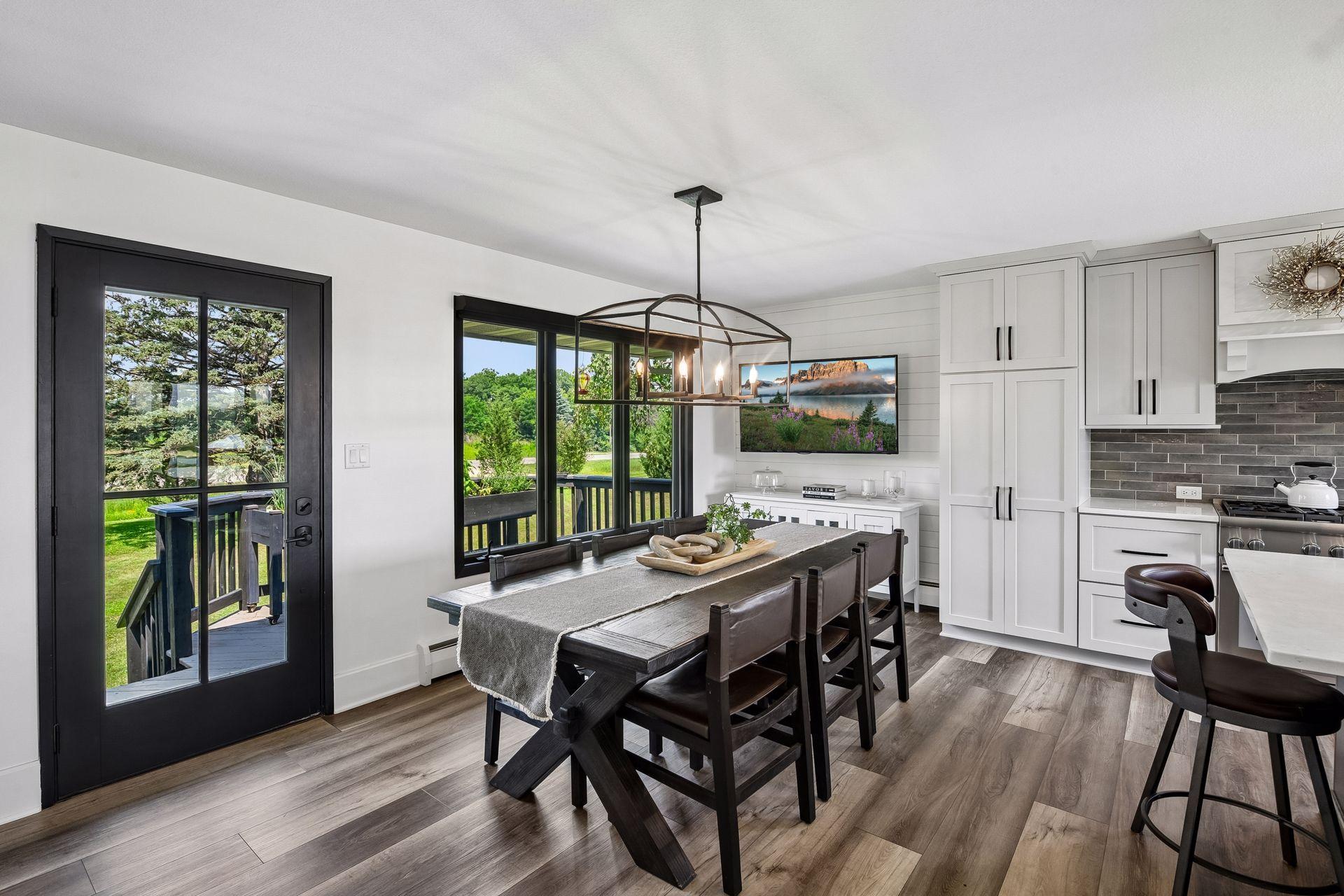 18061 Langford Boulevard Property Photo 14