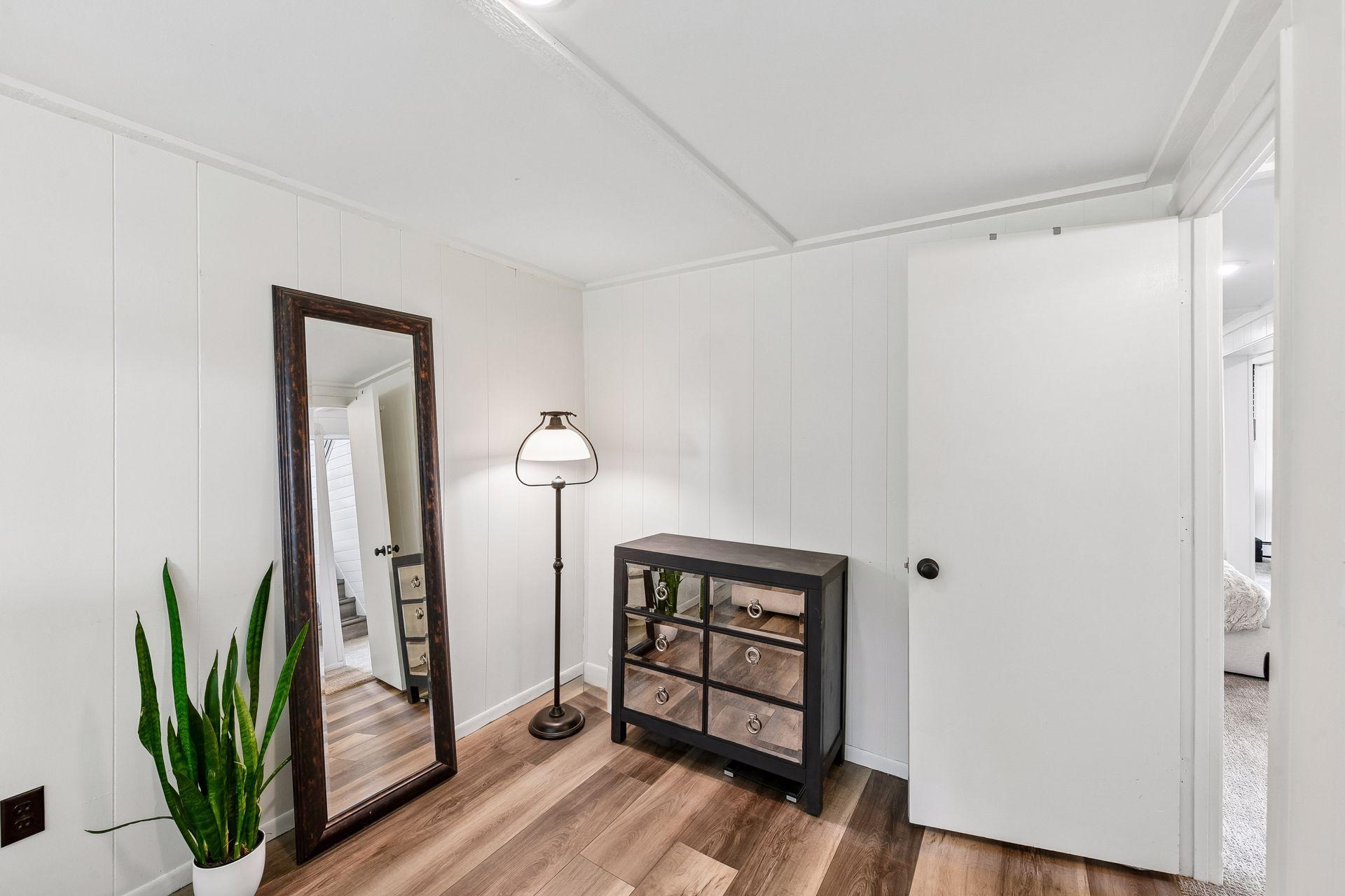 18061 Langford Boulevard Property Photo 25