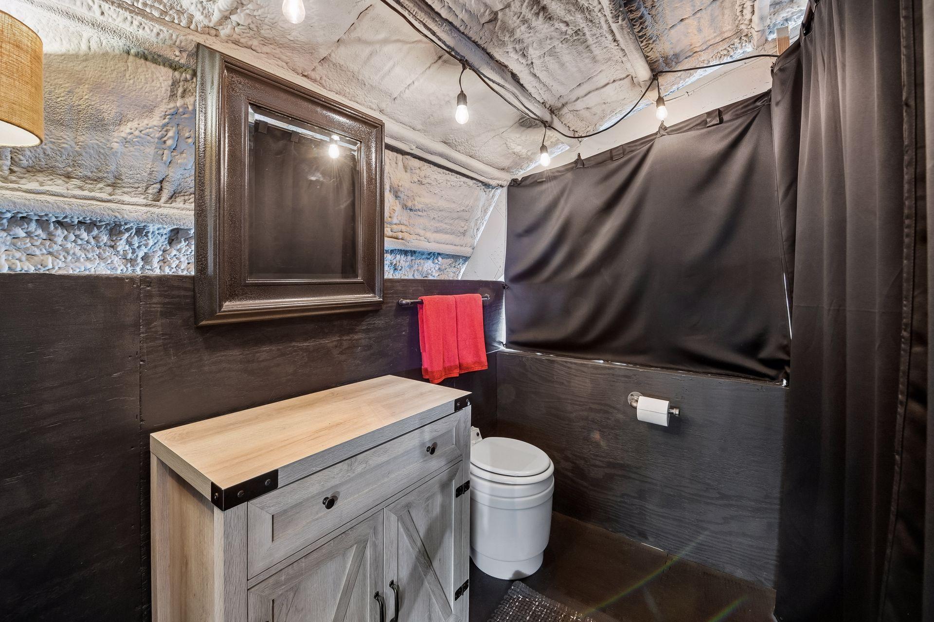 18061 Langford Boulevard Property Photo 33