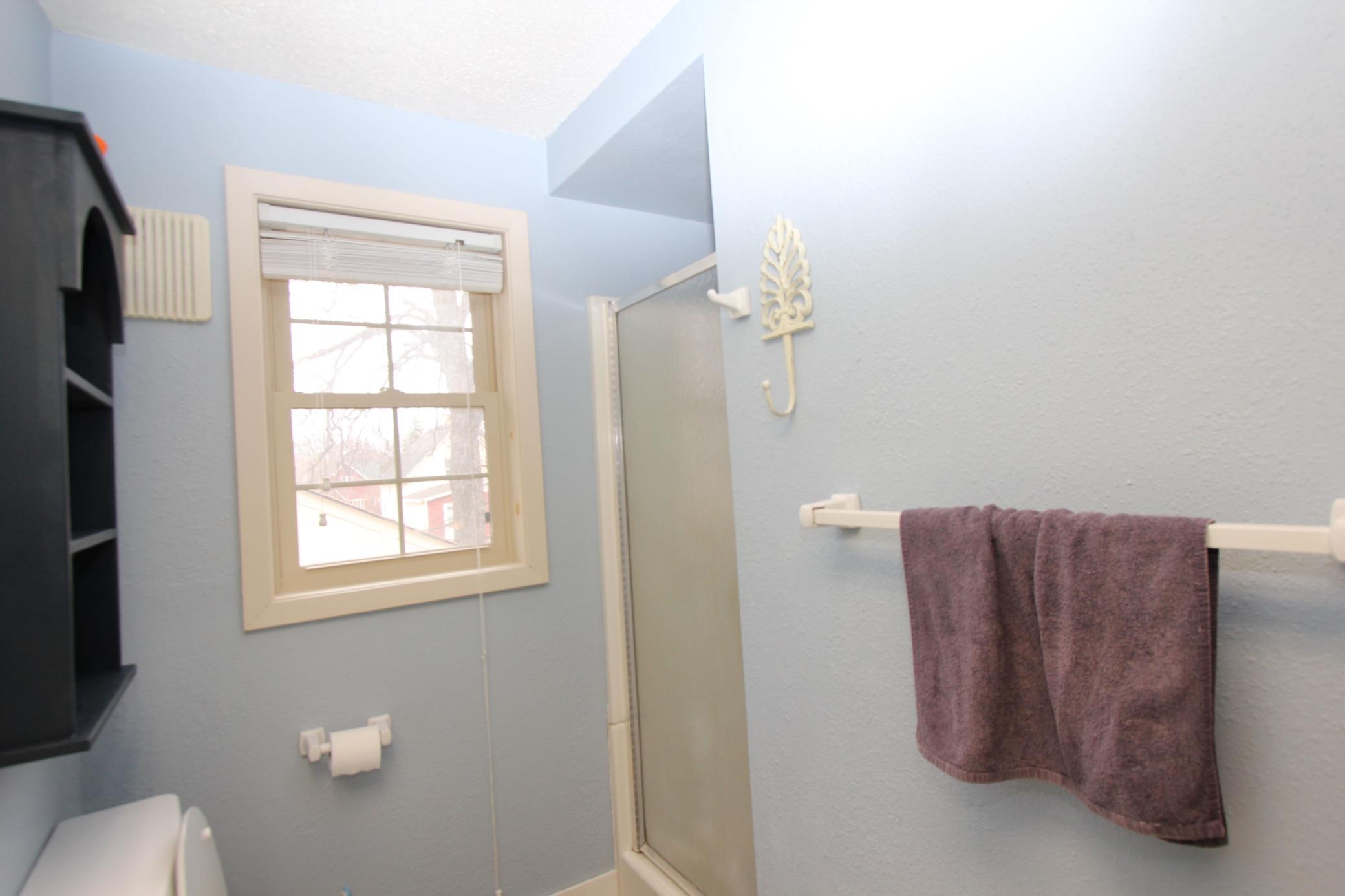 312 Kendall Avenue N Property Photo 31