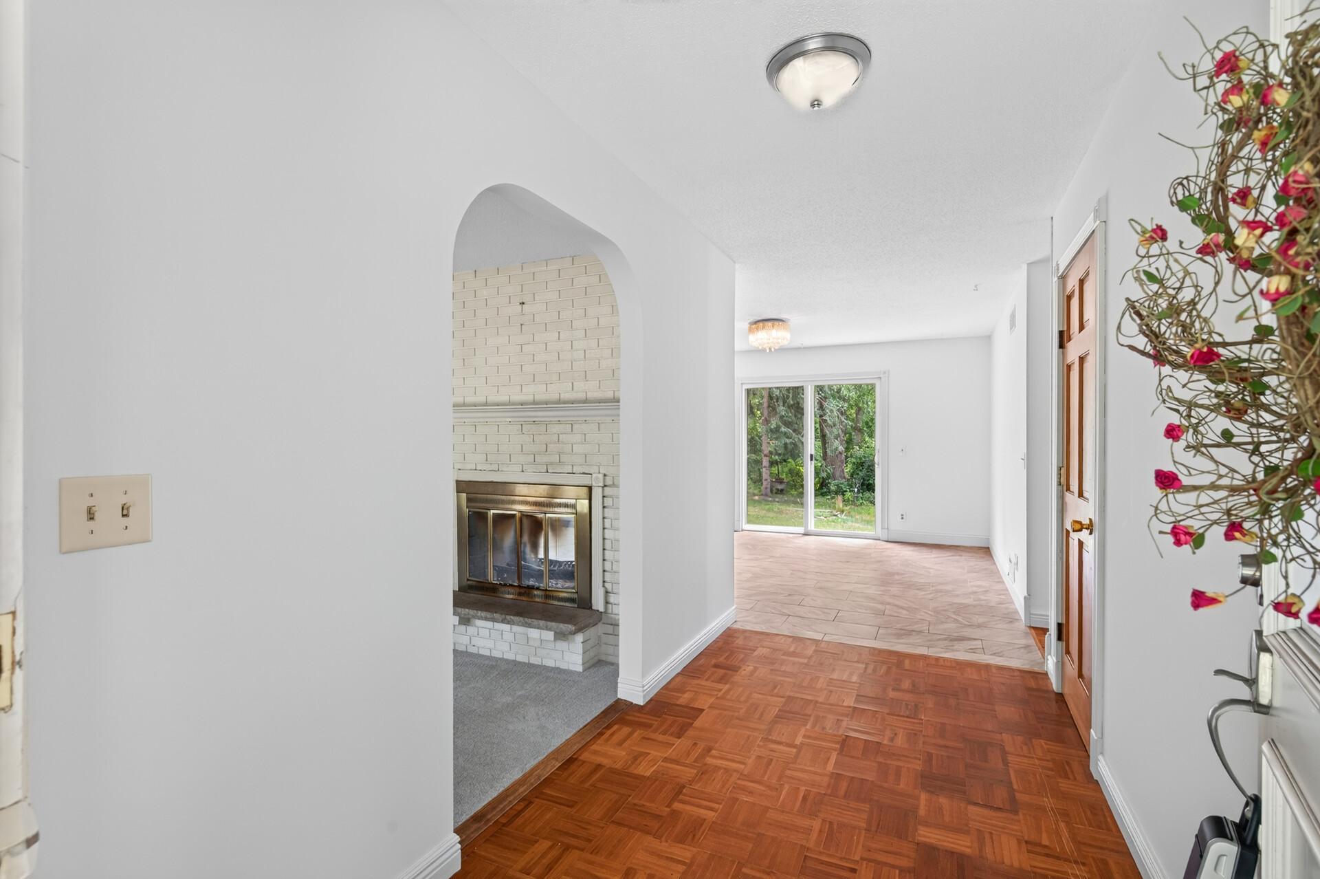 3948 Sunshine Drive Property Photo 5