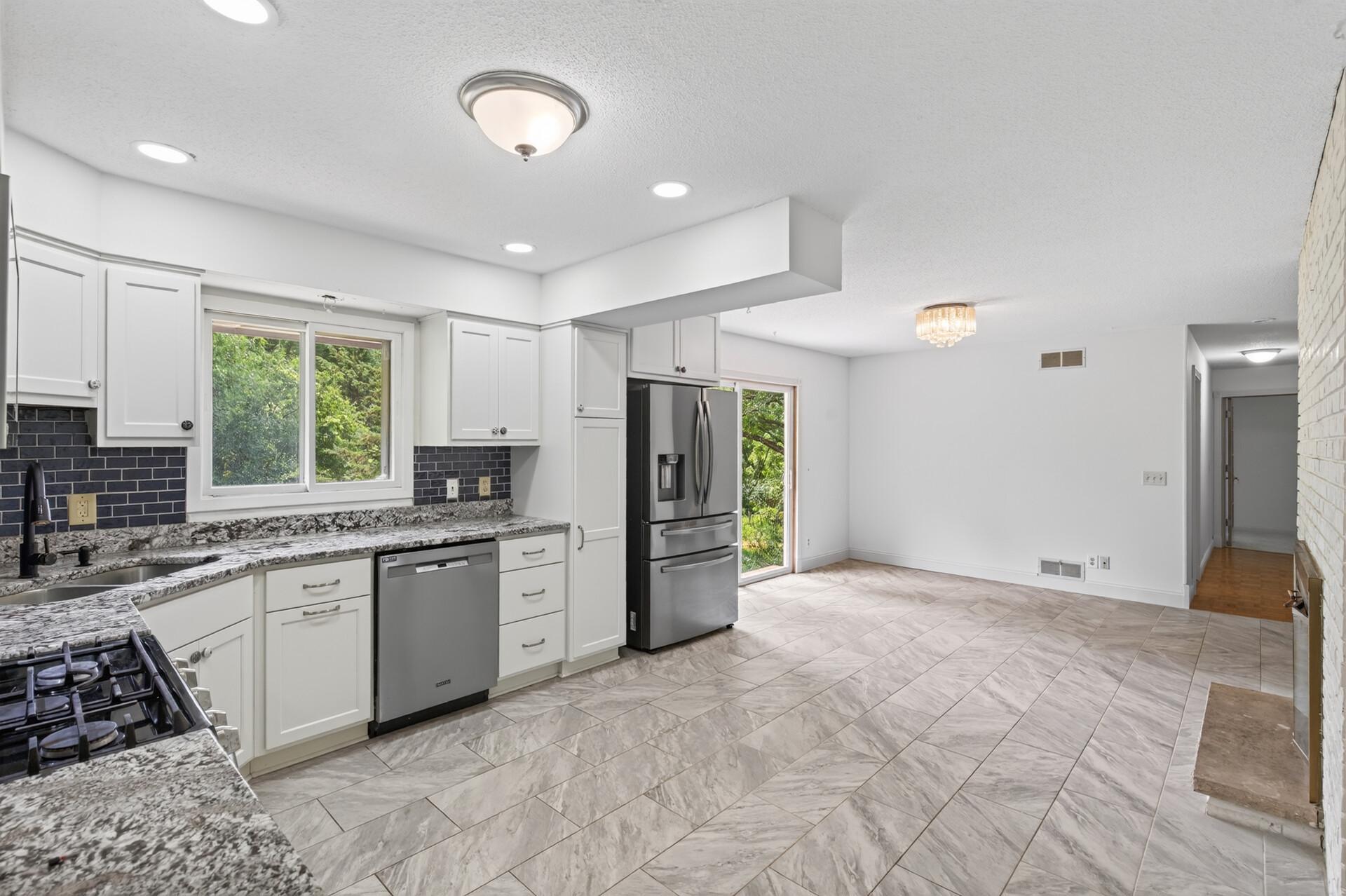 3948 Sunshine Drive Property Photo 13