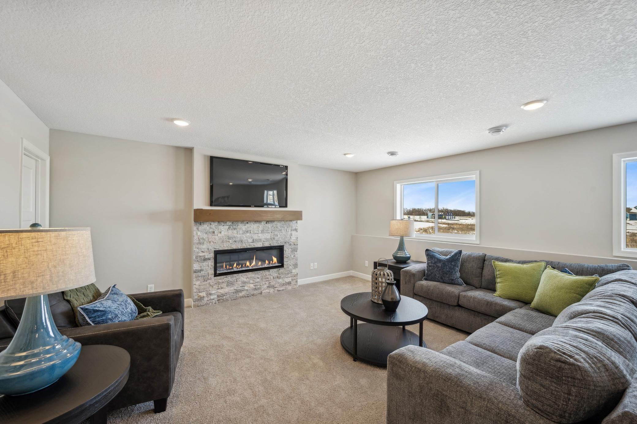 941 Kepler Avenue Ne Property Photo 23
