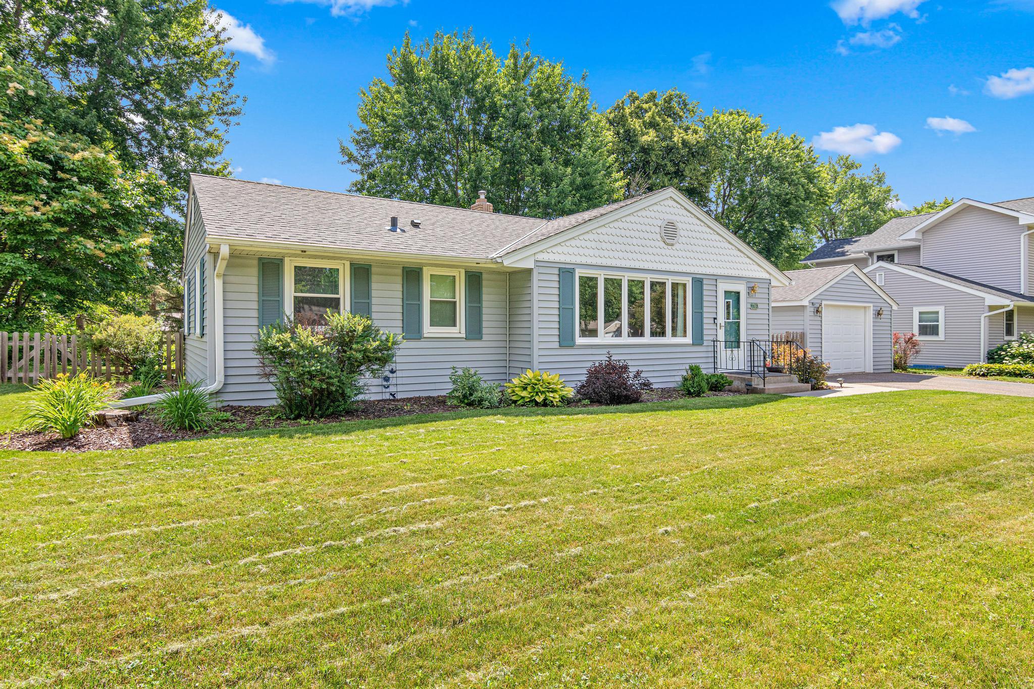 3786 Howard Avenue Property Photo 1