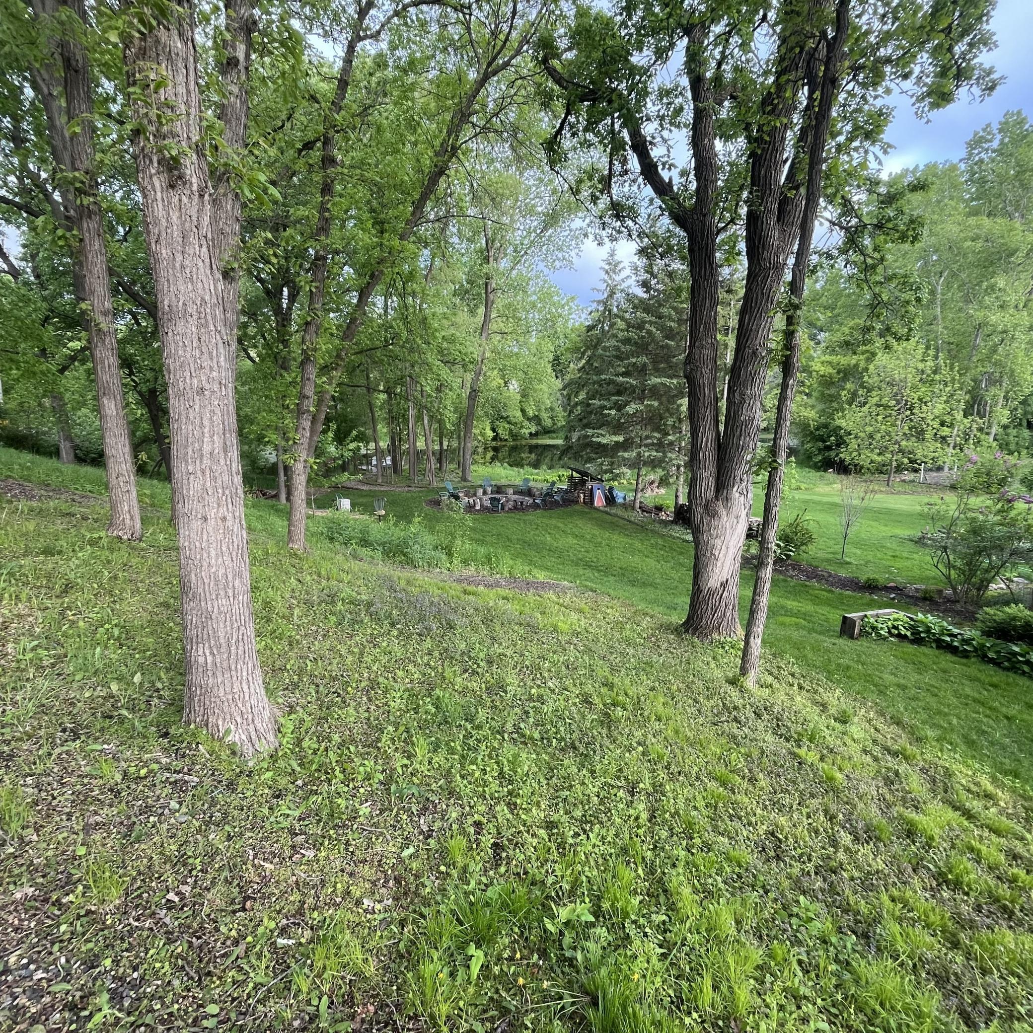 2840 Mayflower Property Photo 4