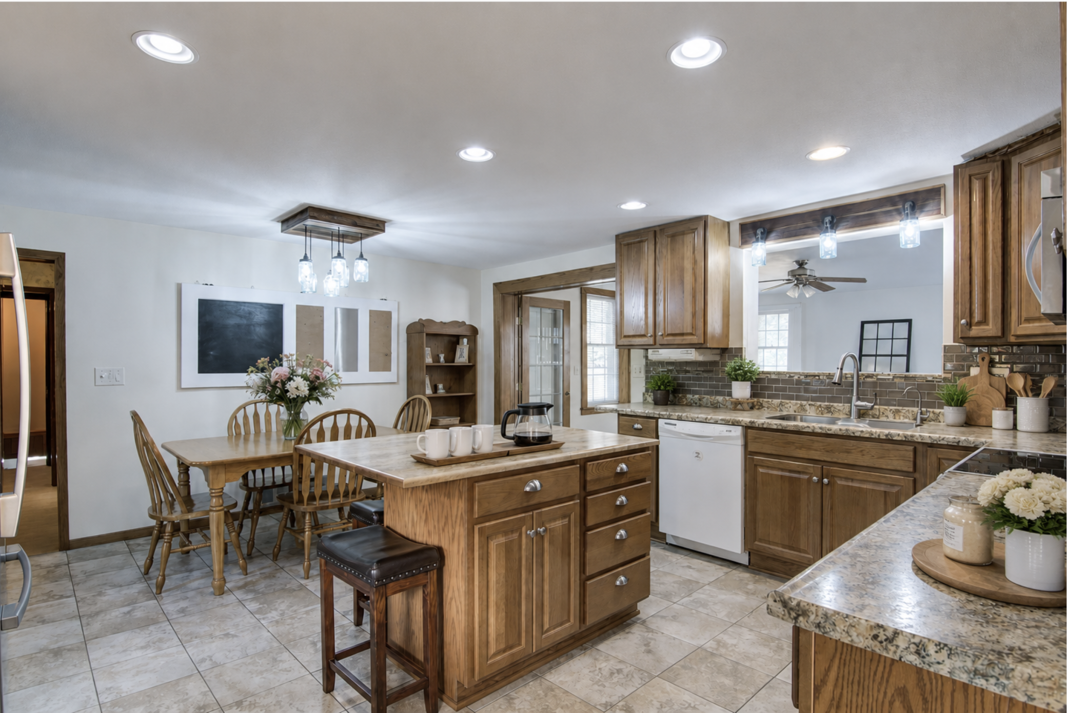 724 Washington Avenue Property Photo 4