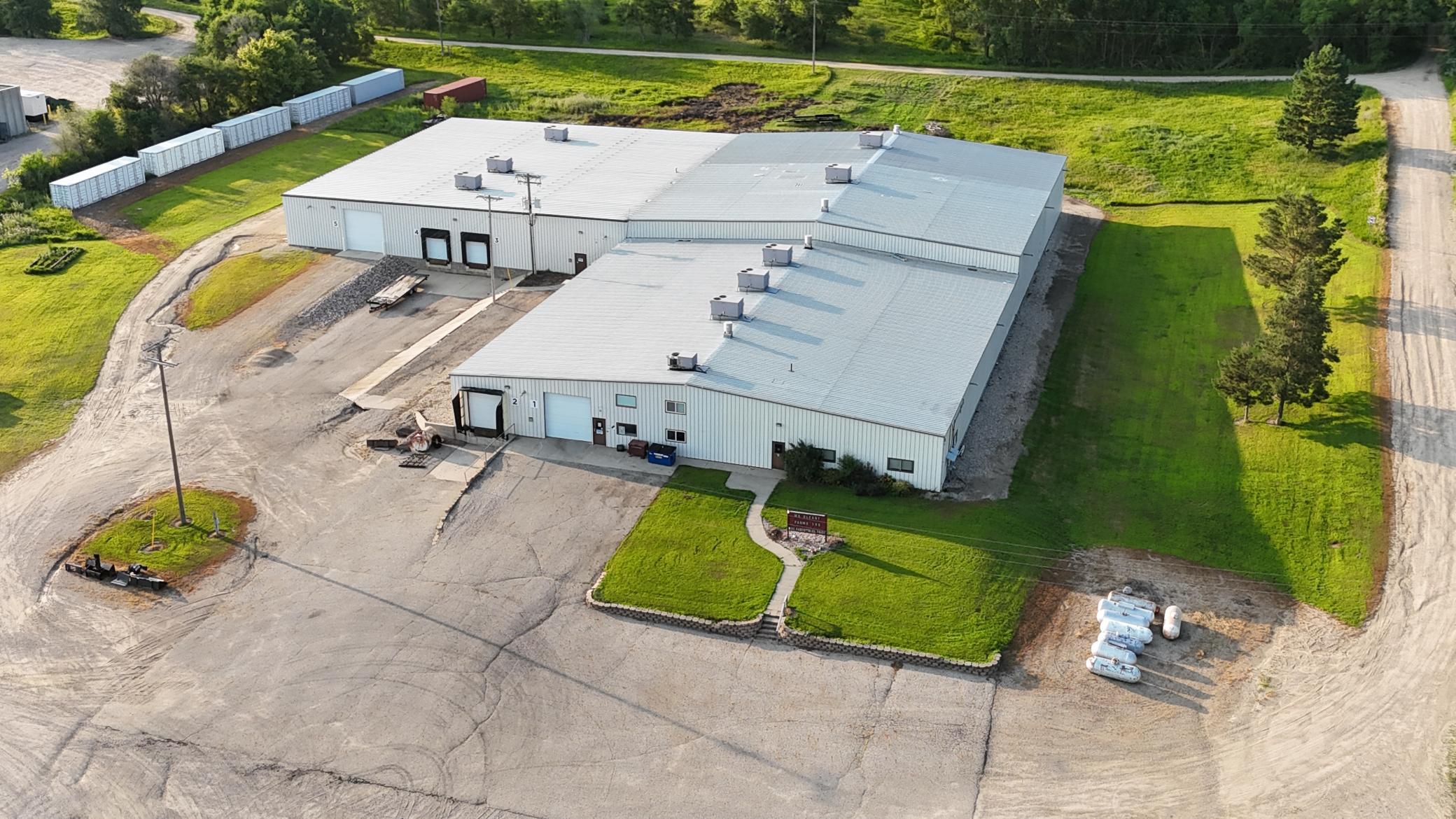 800 Industrial Park Property Photo 1