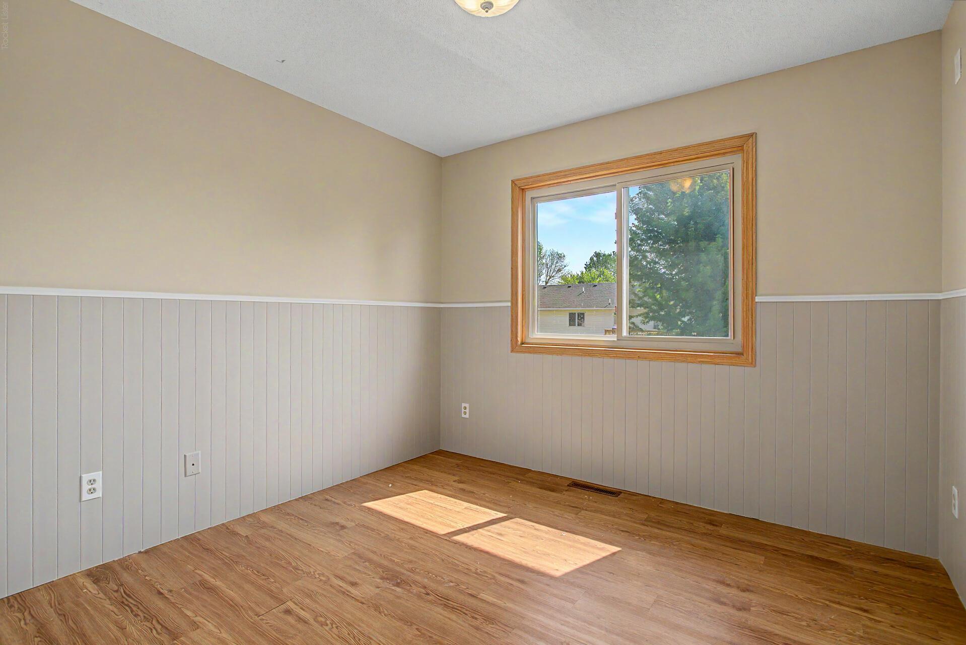 2215 Hulett Avenue Property Photo 15
