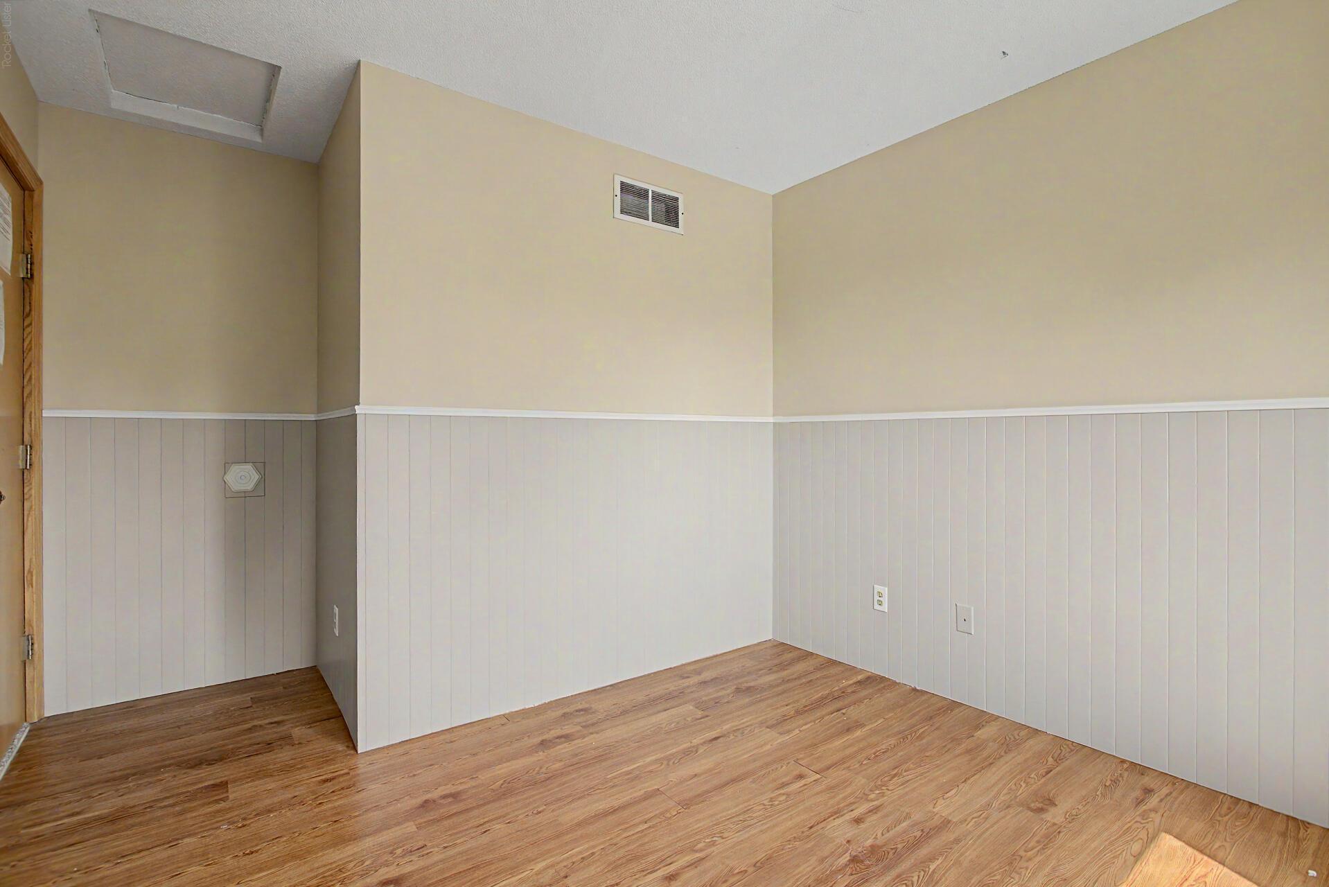 2215 Hulett Avenue Property Photo 16