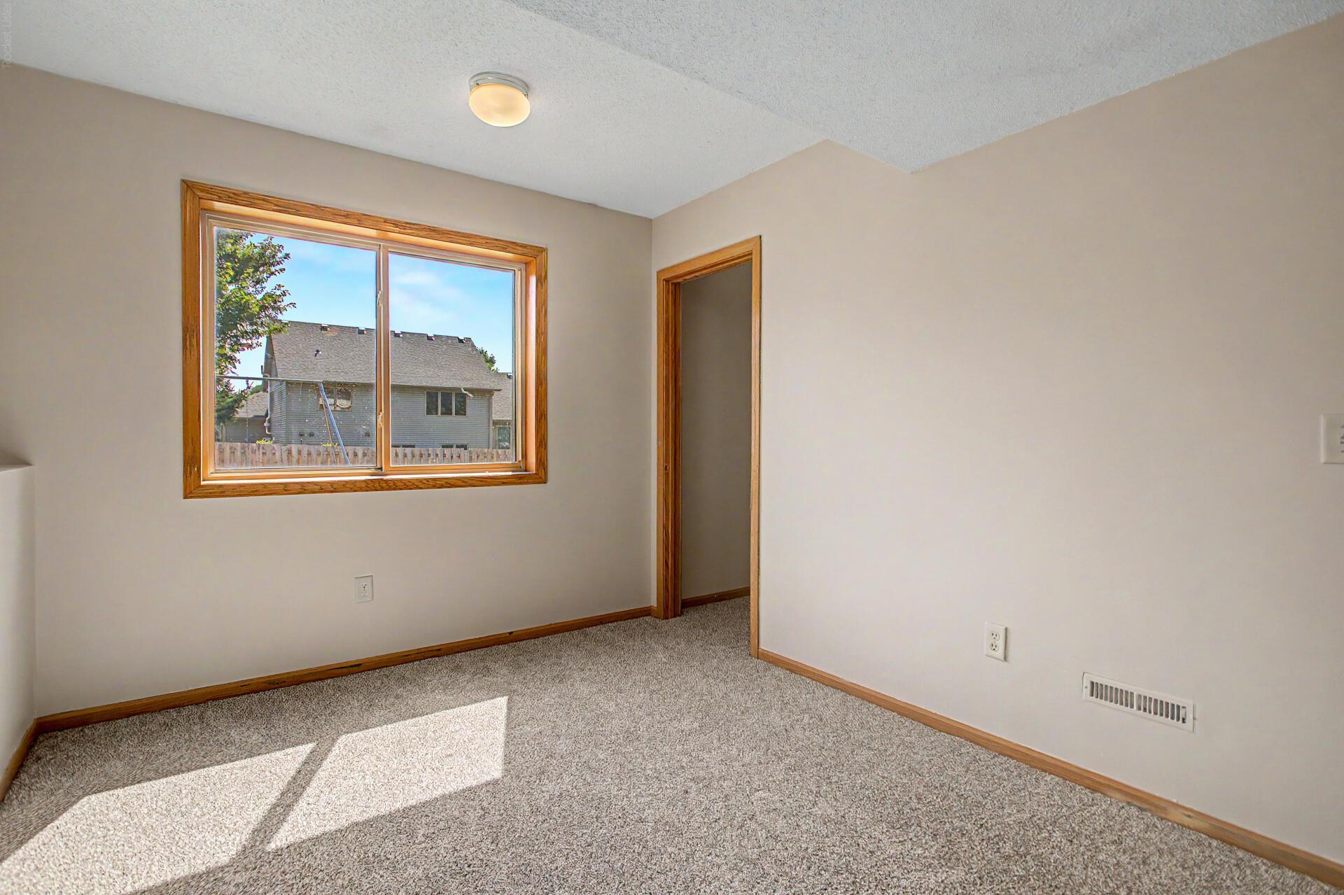 2215 Hulett Avenue Property Photo 26