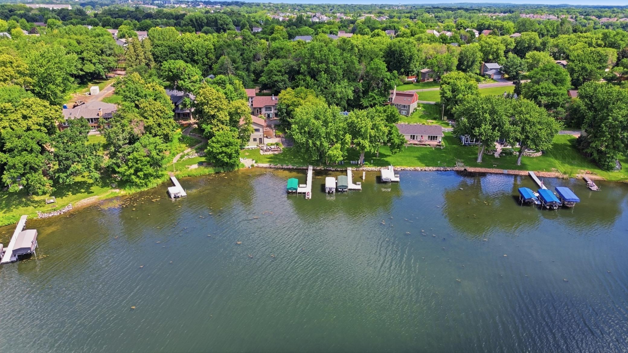 9247 Lake Riley Boulevard Property Photo 52